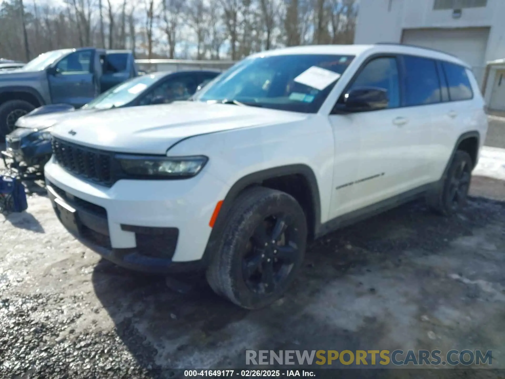 2 Photograph of a damaged car 1C4RJKAG4R8550649 JEEP GRAND CHEROKEE L 2024