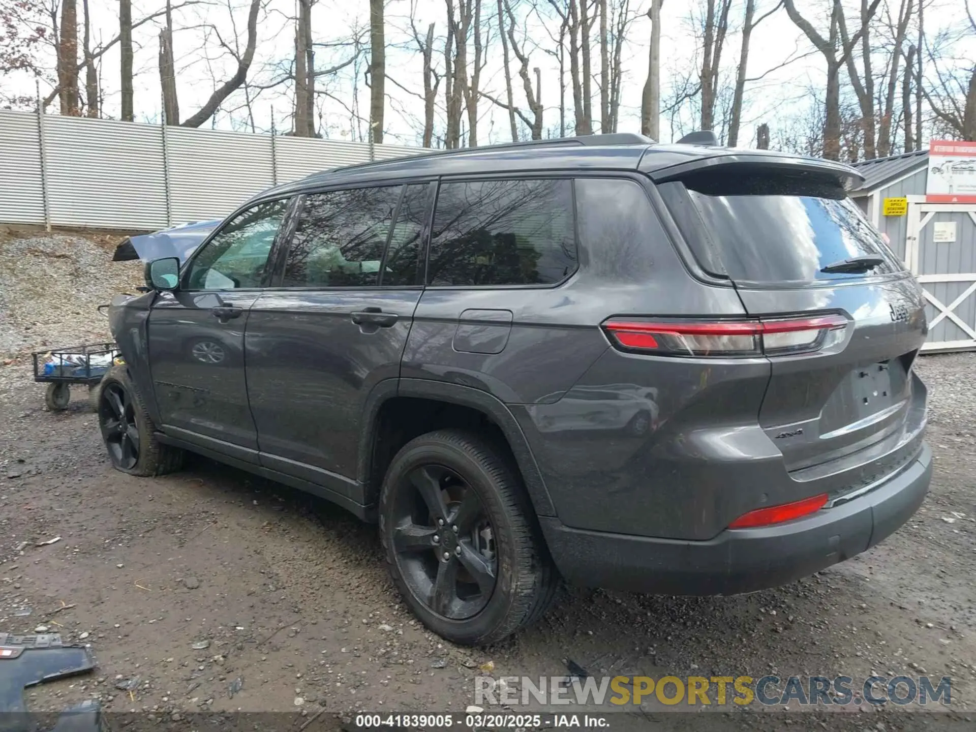 3 Photograph of a damaged car 1C4RJKAG7R8624680 JEEP GRAND CHEROKEE L 2024