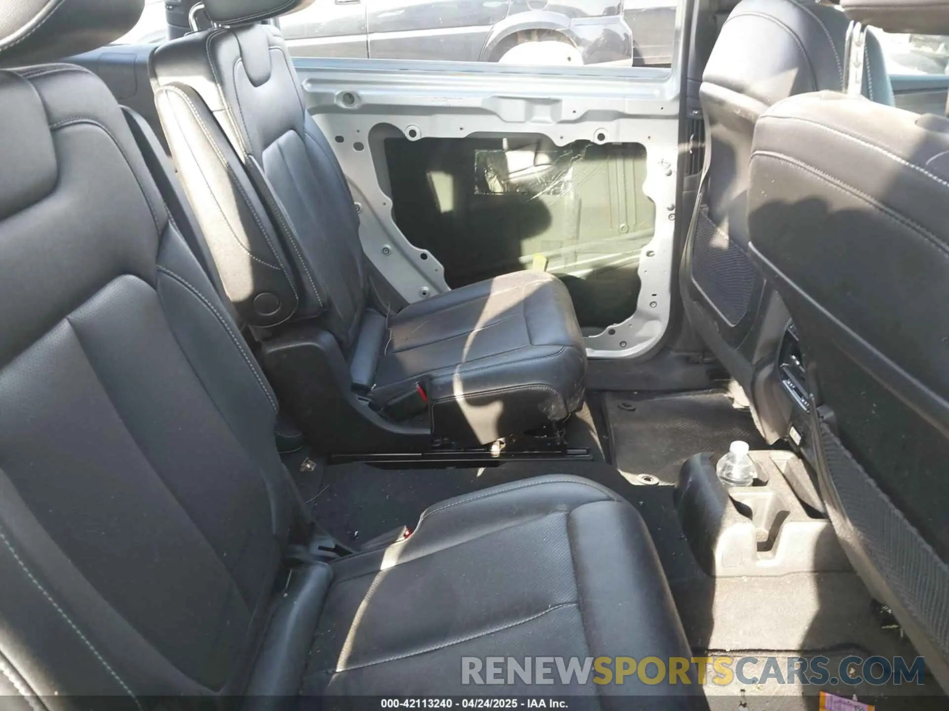 8 Фотография поврежденного автомобиля 1C4RJKBG0R8549707 JEEP GRAND CHEROKEE L 2024