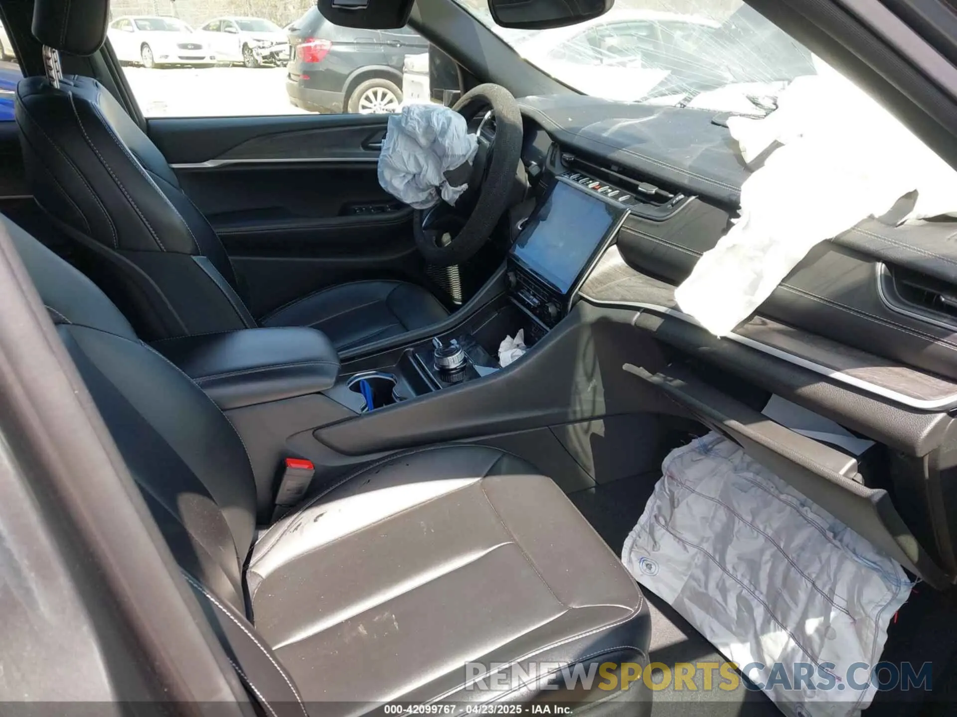 5 Фотография поврежденного автомобиля 1C4RJKBG2R8531452 JEEP GRAND CHEROKEE L 2024