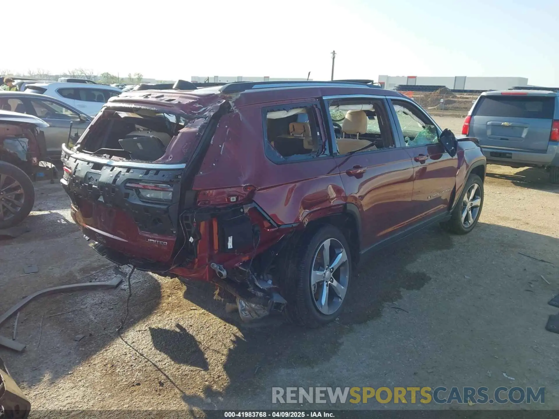 4 Фотография поврежденного автомобиля 1C4RJKBG2R8934671 JEEP GRAND CHEROKEE L 2024