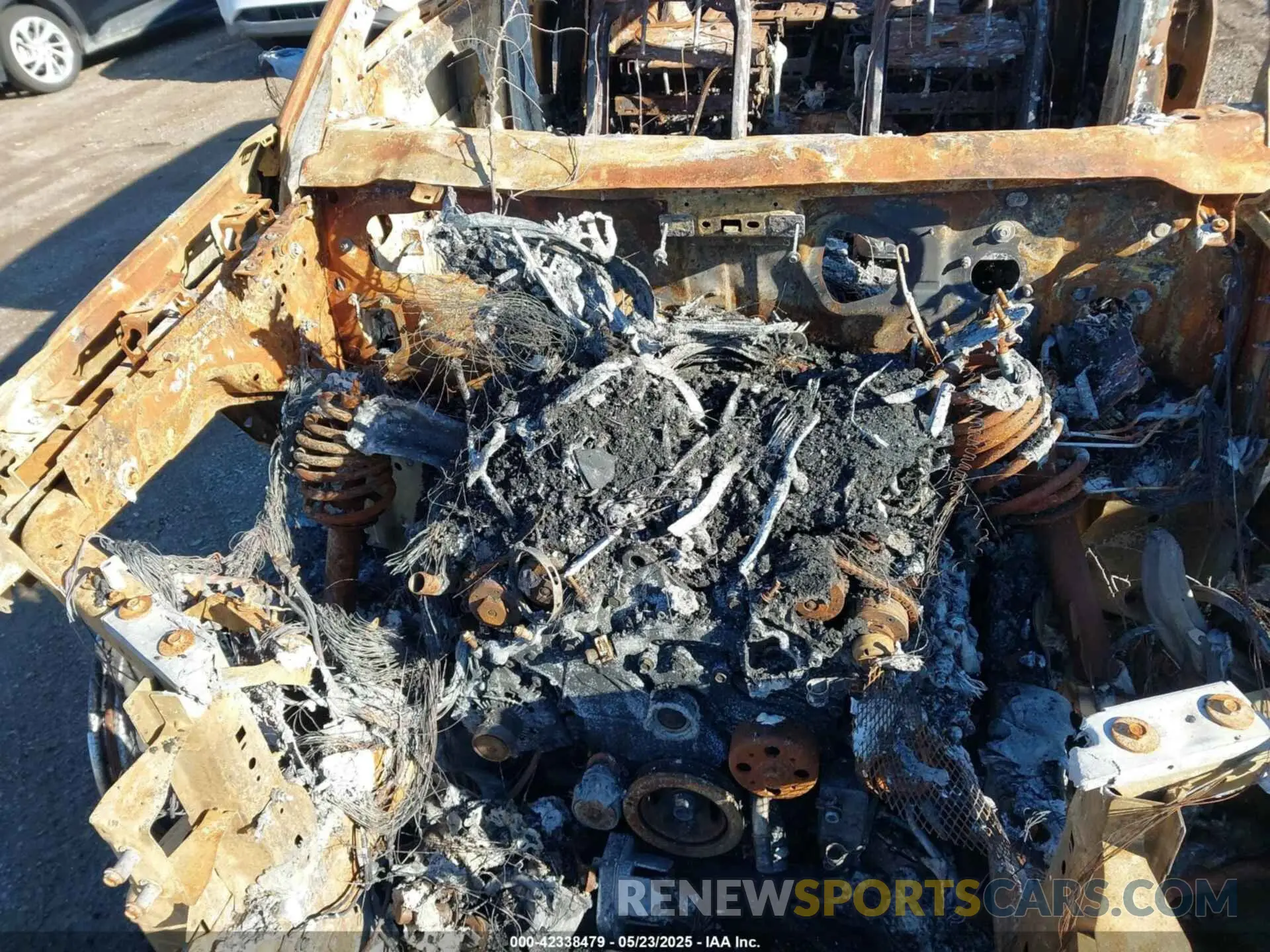 10 Photograph of a damaged car 1C4RJKBG8R8512419 JEEP GRAND CHEROKEE L 2024