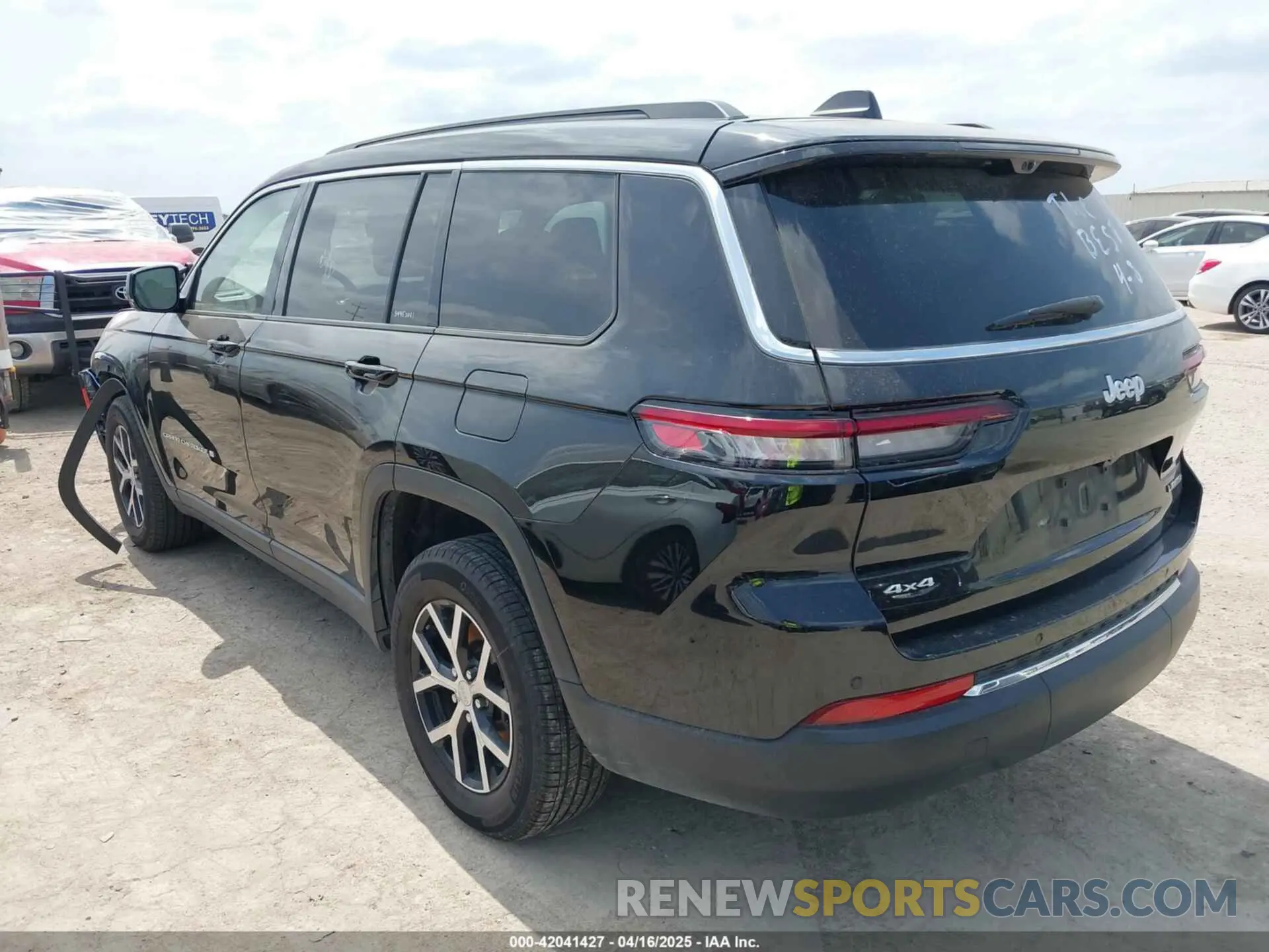 3 Фотография поврежденного автомобиля 1C4RJKBG9R8530024 JEEP GRAND CHEROKEE L 2024
