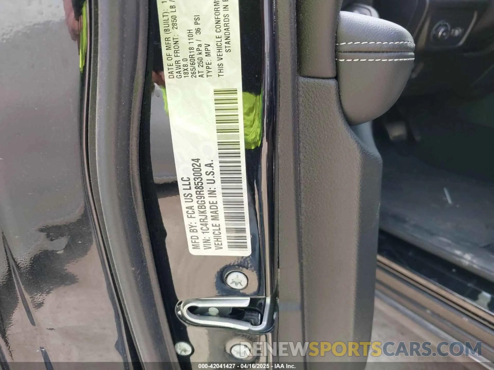 9 Фотография поврежденного автомобиля 1C4RJKBG9R8530024 JEEP GRAND CHEROKEE L 2024