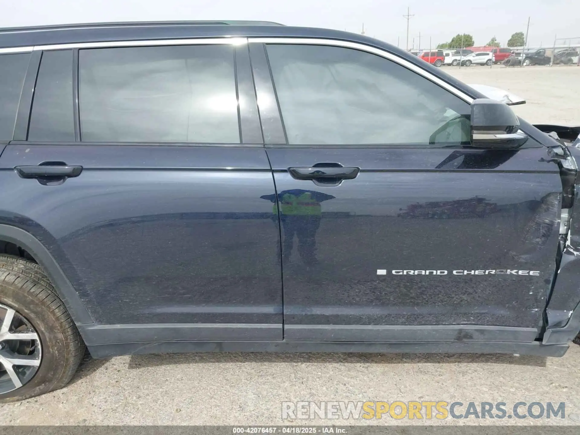 13 Фотография поврежденного автомобиля 1C4RJKBG9R8584407 JEEP GRAND CHEROKEE L 2024