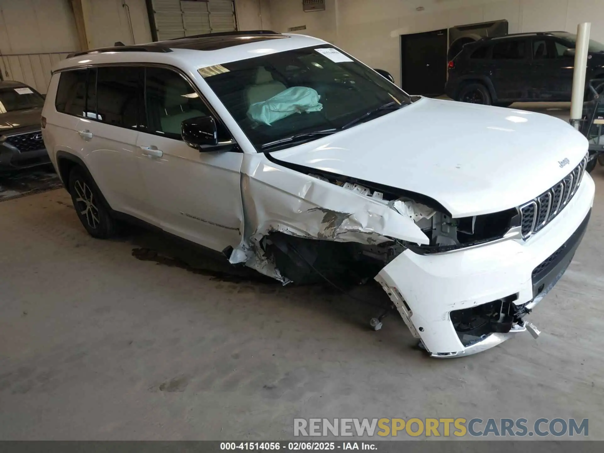 1 Photograph of a damaged car 1C4RJKBG9R8610486 JEEP GRAND CHEROKEE L 2024