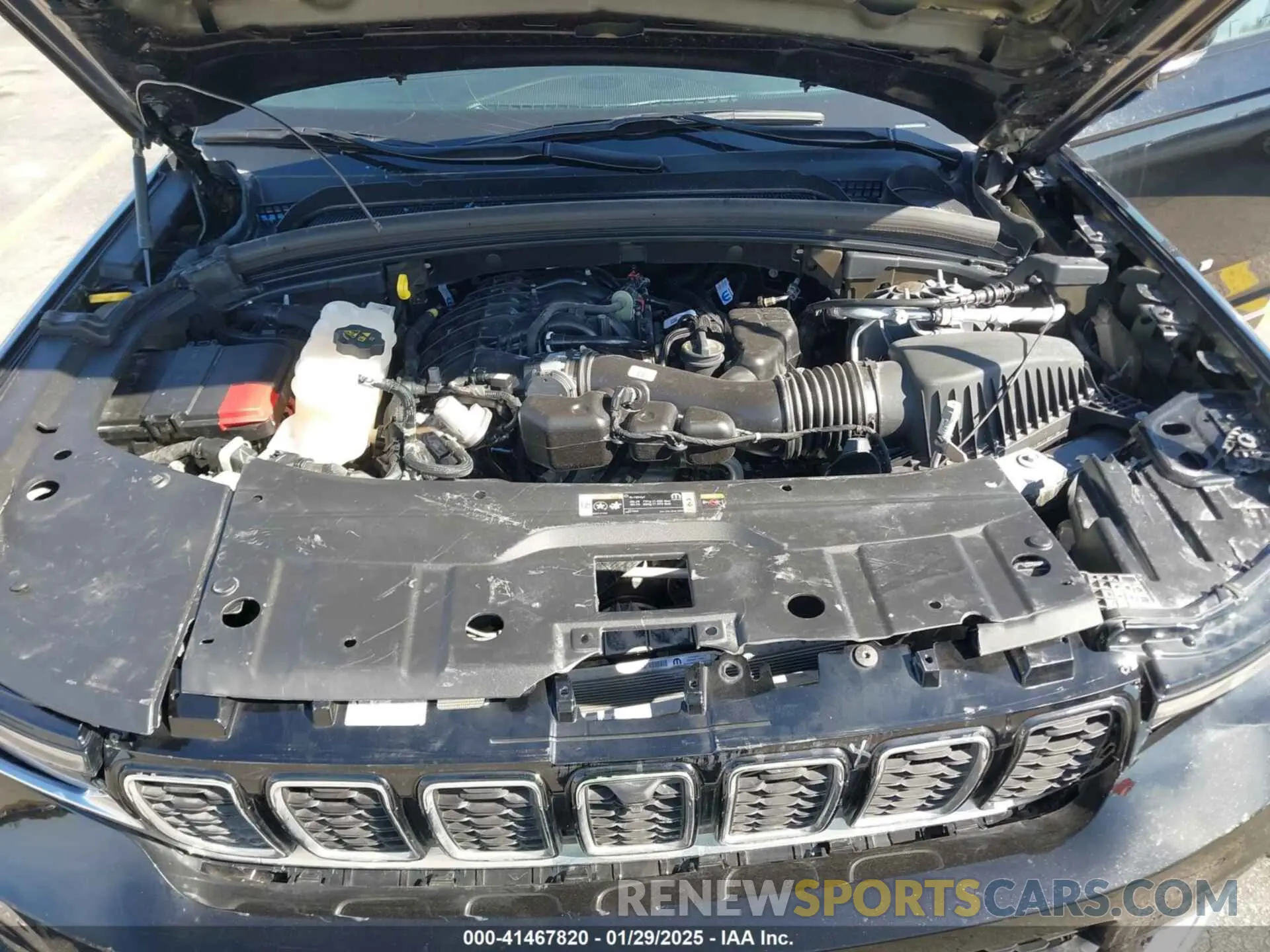 10 Photograph of a damaged car 1C4RJKBGXR8529965 JEEP GRAND CHEROKEE L 2024