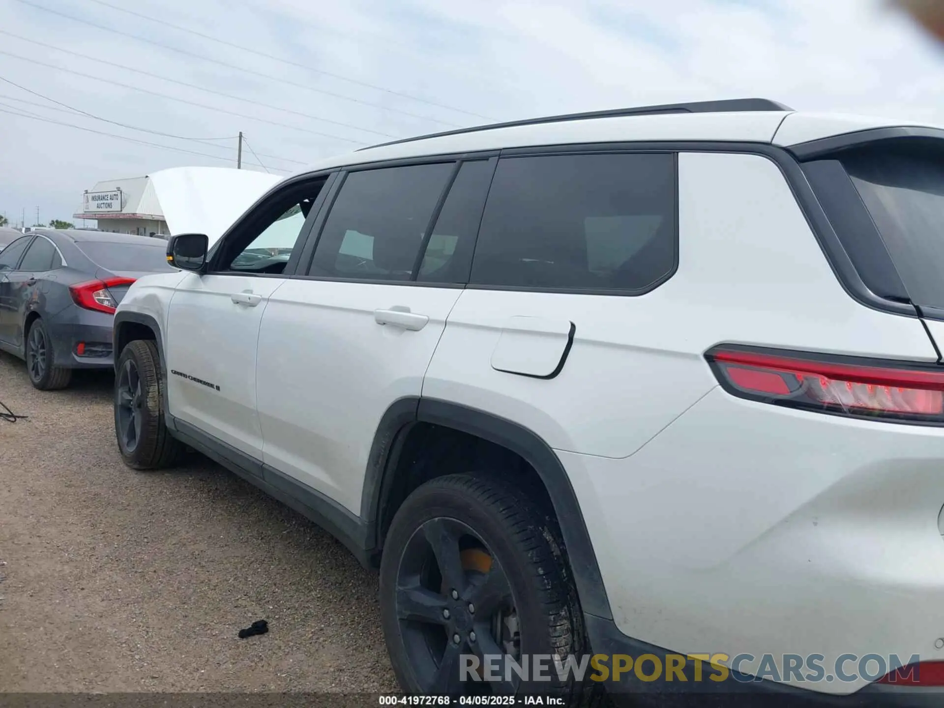 14 Фотография поврежденного автомобиля 1C4RJKBGXR8536835 JEEP GRAND CHEROKEE L 2024