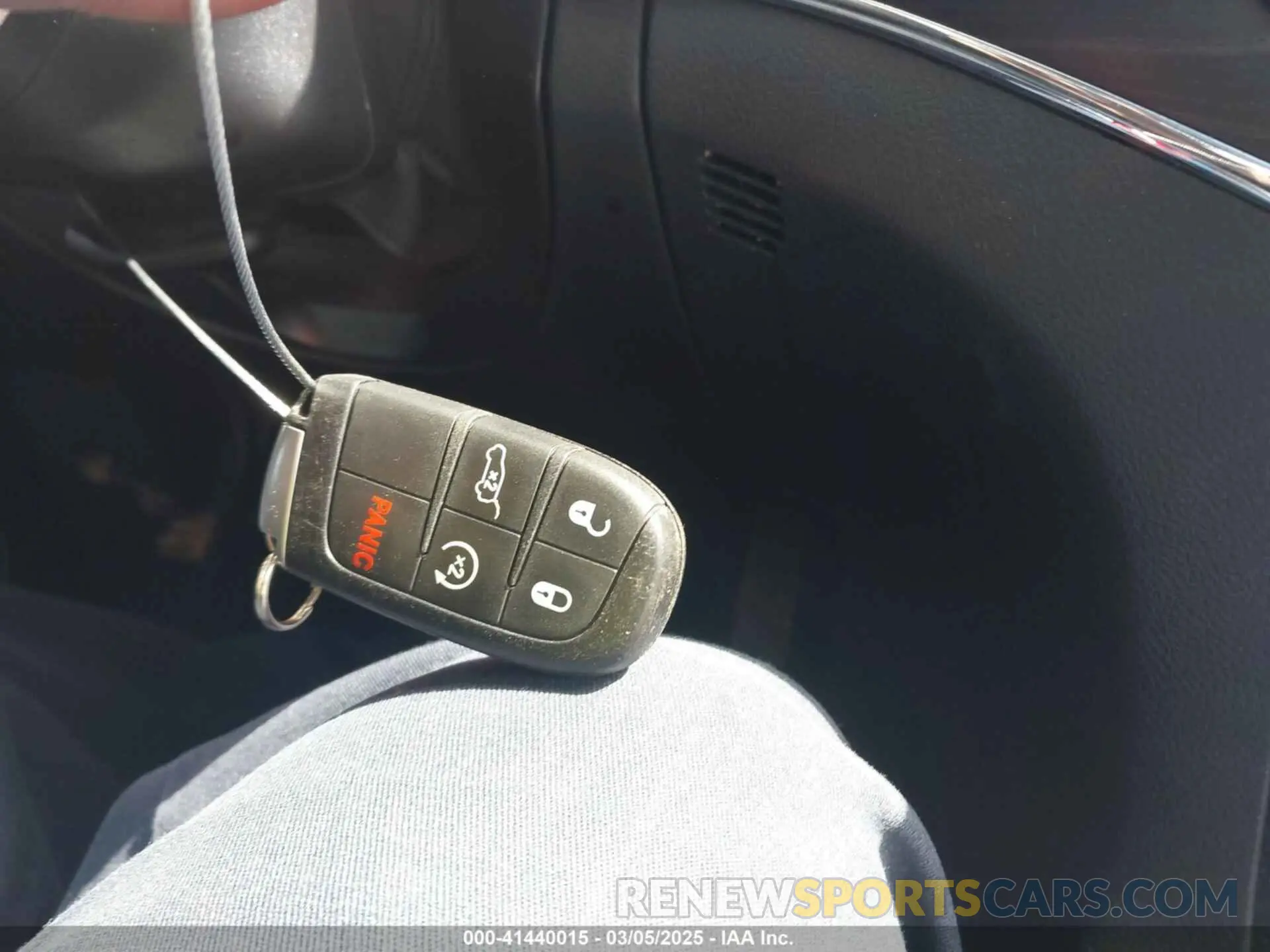 11 Фотография поврежденного автомобиля 1C4RJEBG4NC171643 JEEP GRAND CHEROKEE WK 2022