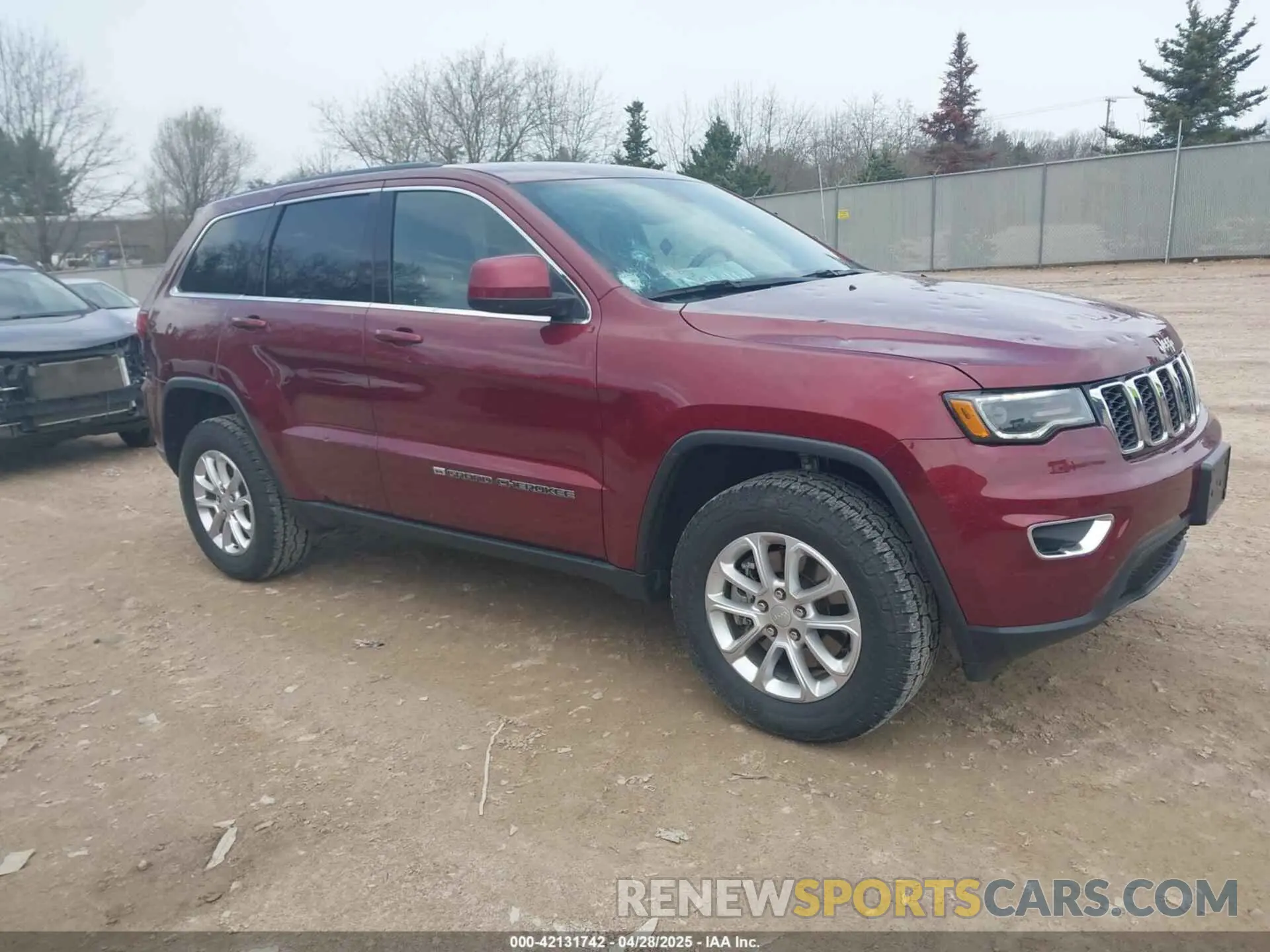 1 Photograph of a damaged car 1C4RJFAG0NC121555 JEEP GRAND CHEROKEE WK 2022