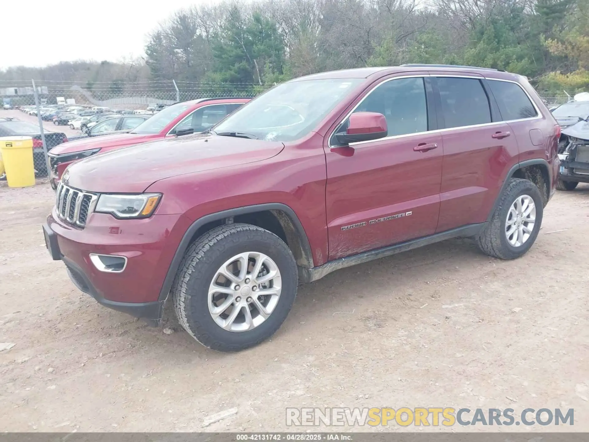 2 Photograph of a damaged car 1C4RJFAG0NC121555 JEEP GRAND CHEROKEE WK 2022
