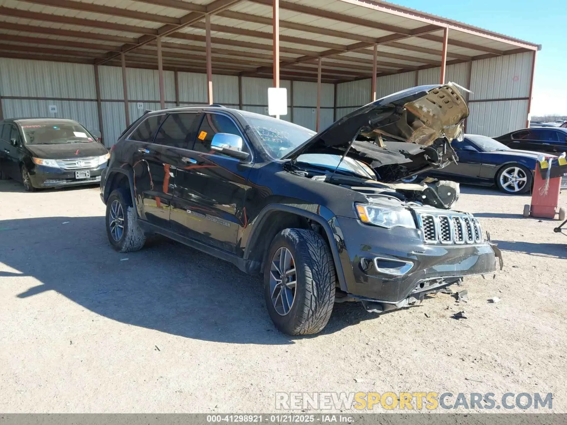 1 Photograph of a damaged car 1C4RJFBG3NC166164 JEEP GRAND CHEROKEE WK 2022