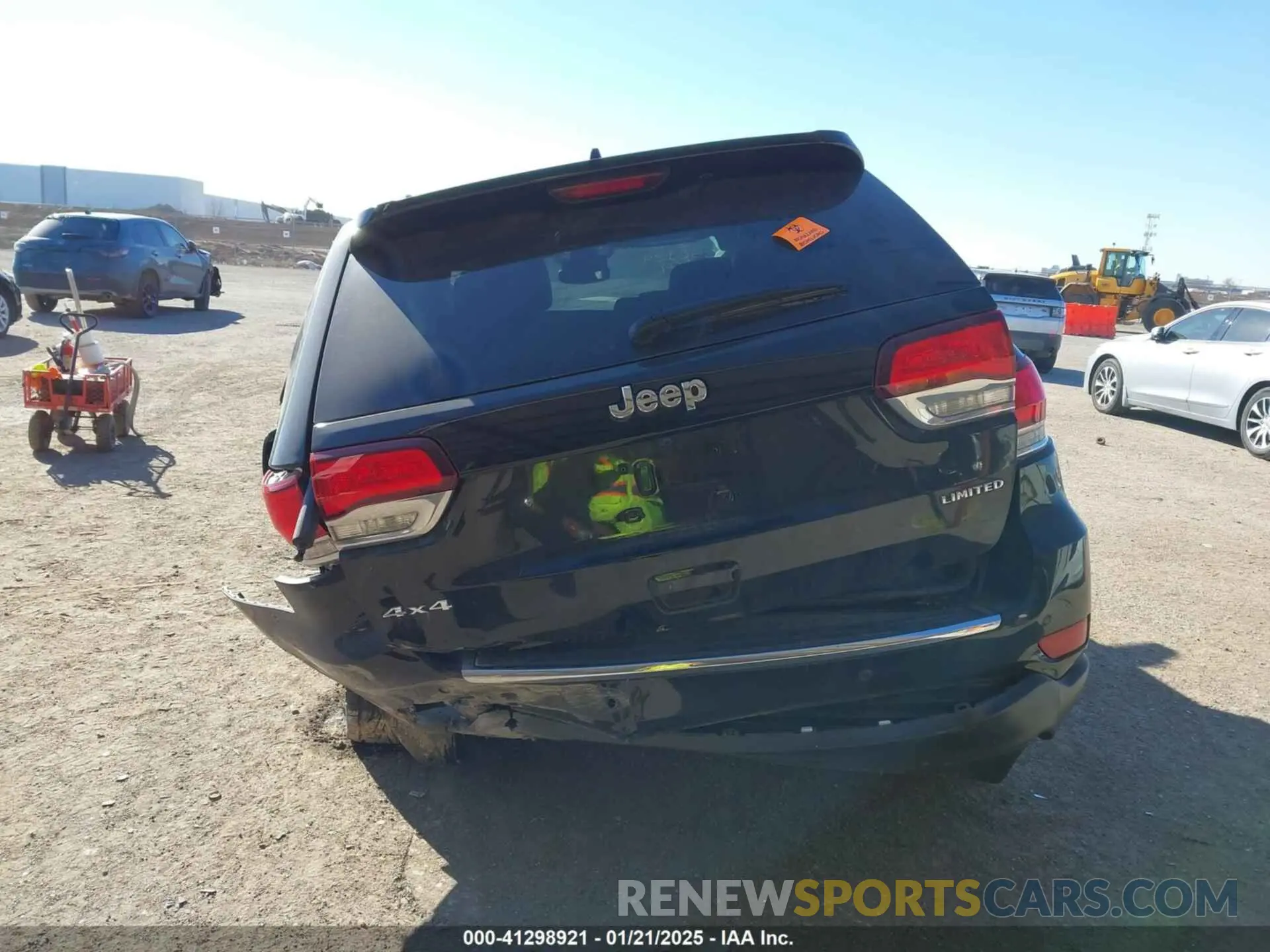 16 Photograph of a damaged car 1C4RJFBG3NC166164 JEEP GRAND CHEROKEE WK 2022