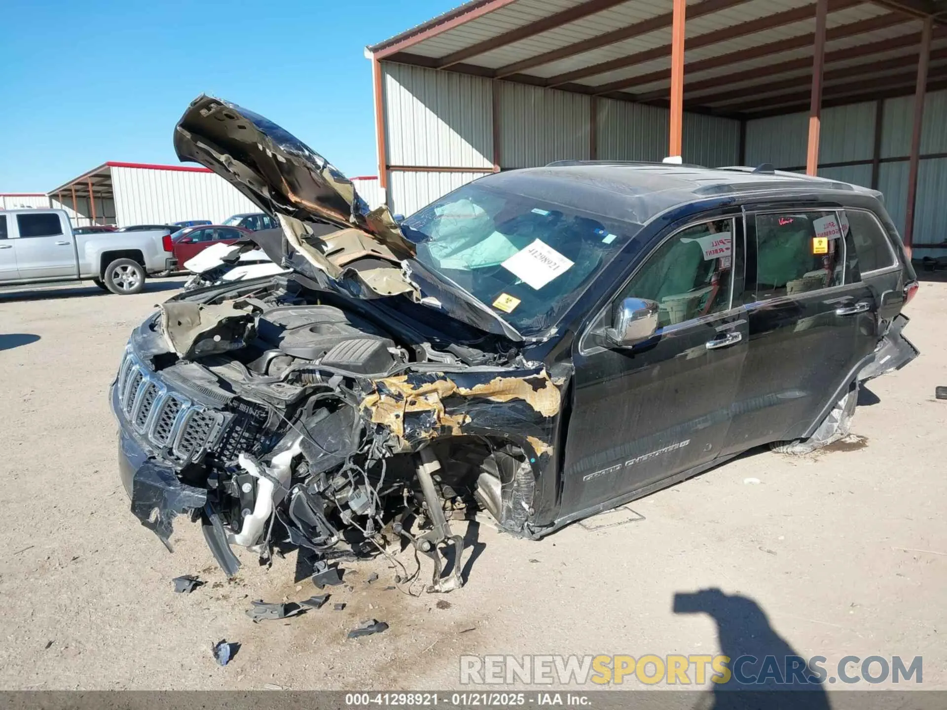 2 Photograph of a damaged car 1C4RJFBG3NC166164 JEEP GRAND CHEROKEE WK 2022