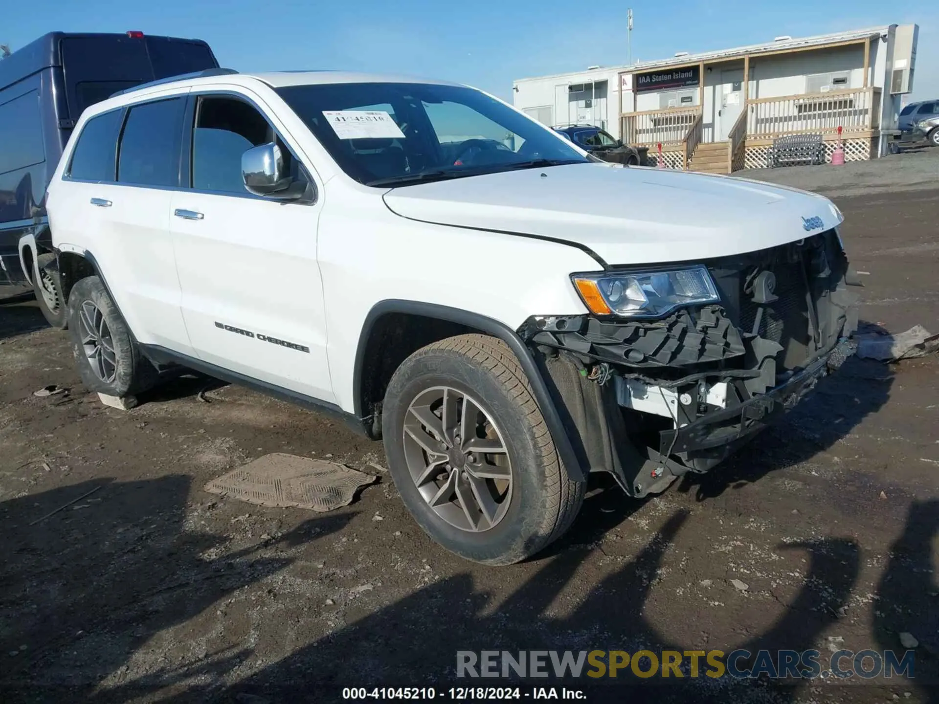 1 Photograph of a damaged car 1C4RJFBG6NC176557 JEEP GRAND CHEROKEE WK 2022