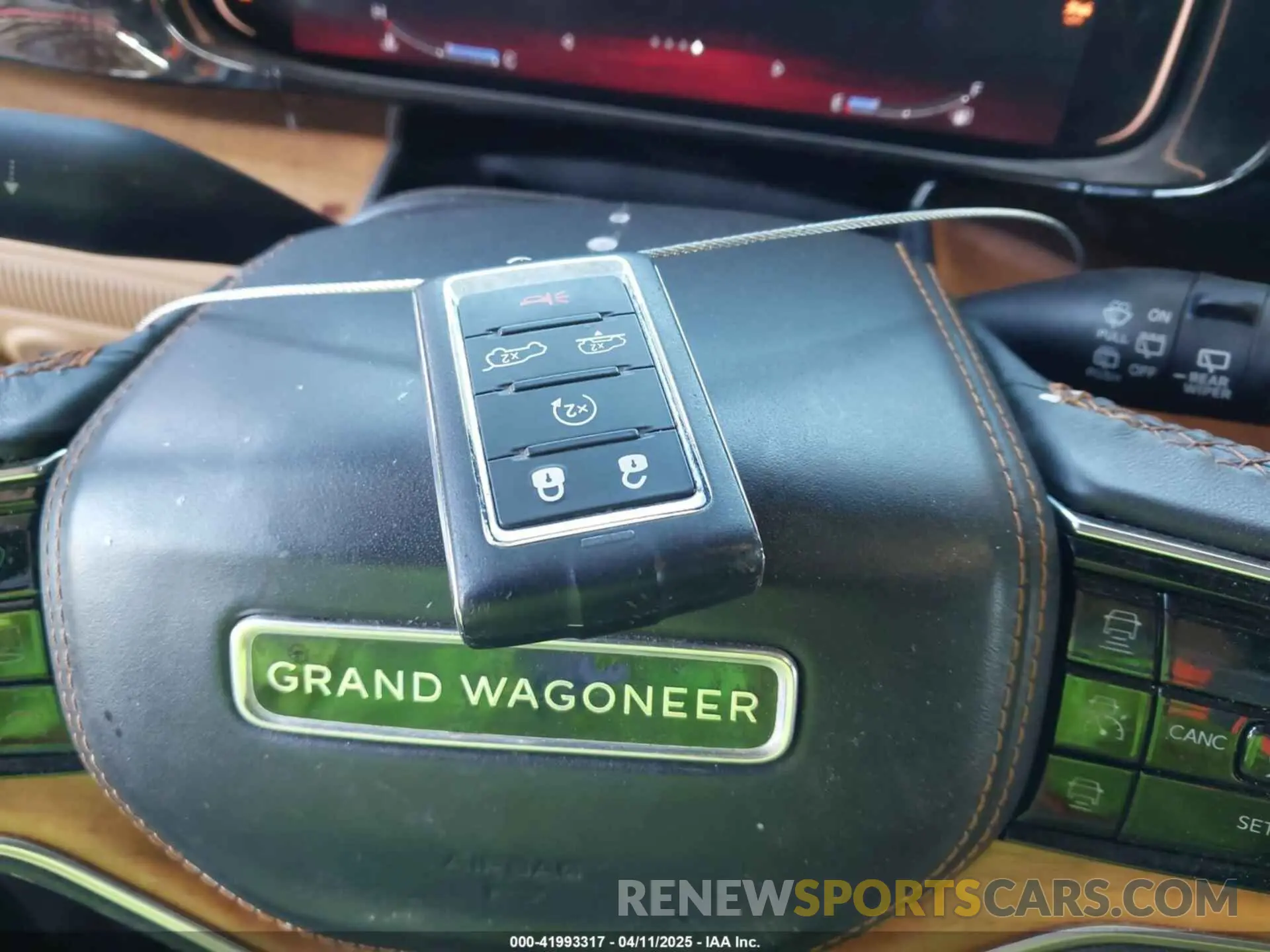 11 Фотография поврежденного автомобиля 1C4SJVGJ1NS161079 JEEP GRAND WAGONEER 2022