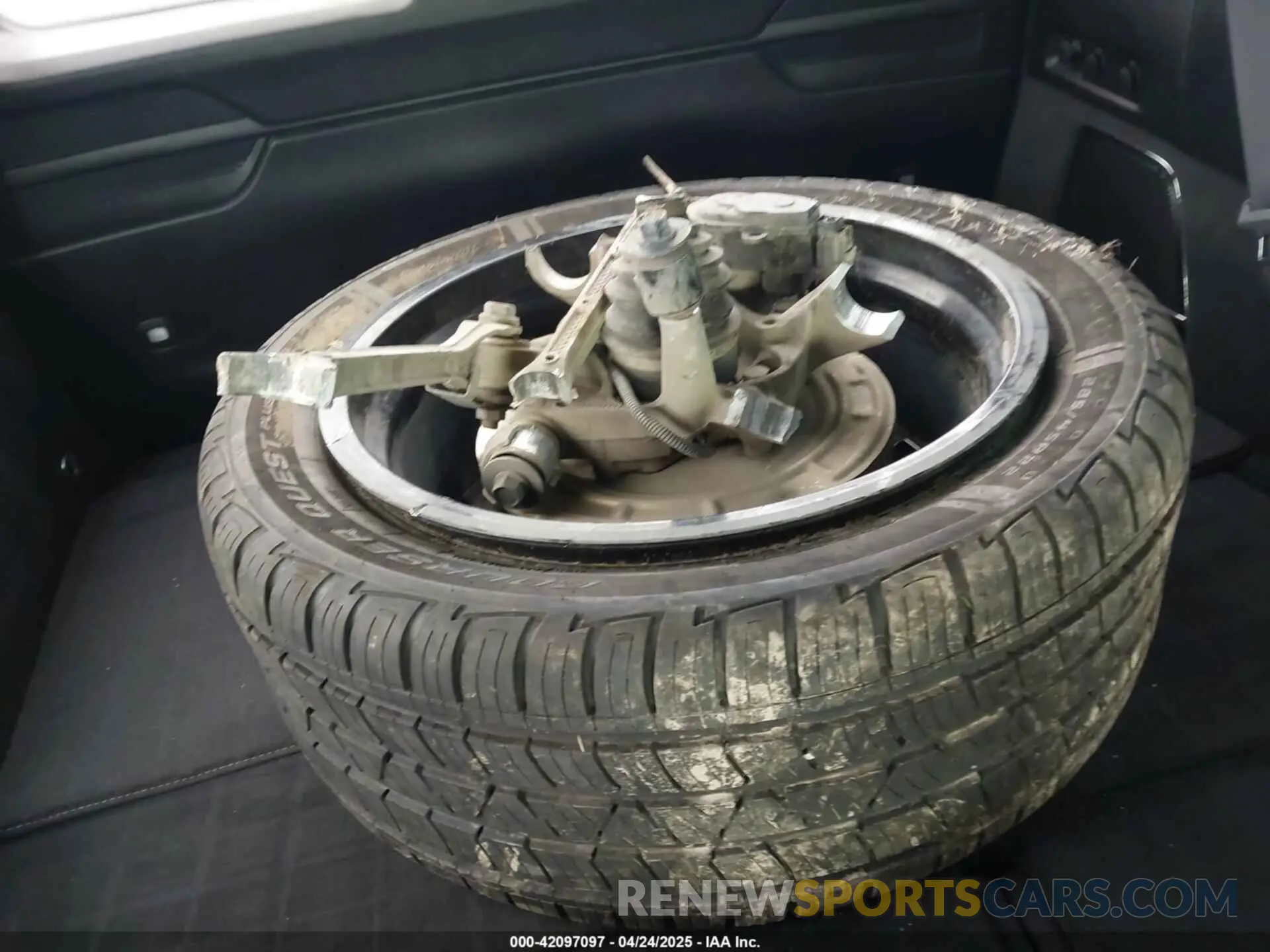 12 Фотография поврежденного автомобиля 1C4SJVGP0NS181909 JEEP GRAND WAGONEER 2022