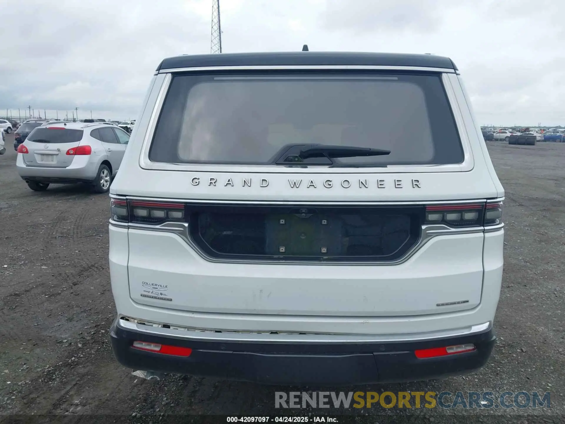 17 Фотография поврежденного автомобиля 1C4SJVGP0NS181909 JEEP GRAND WAGONEER 2022