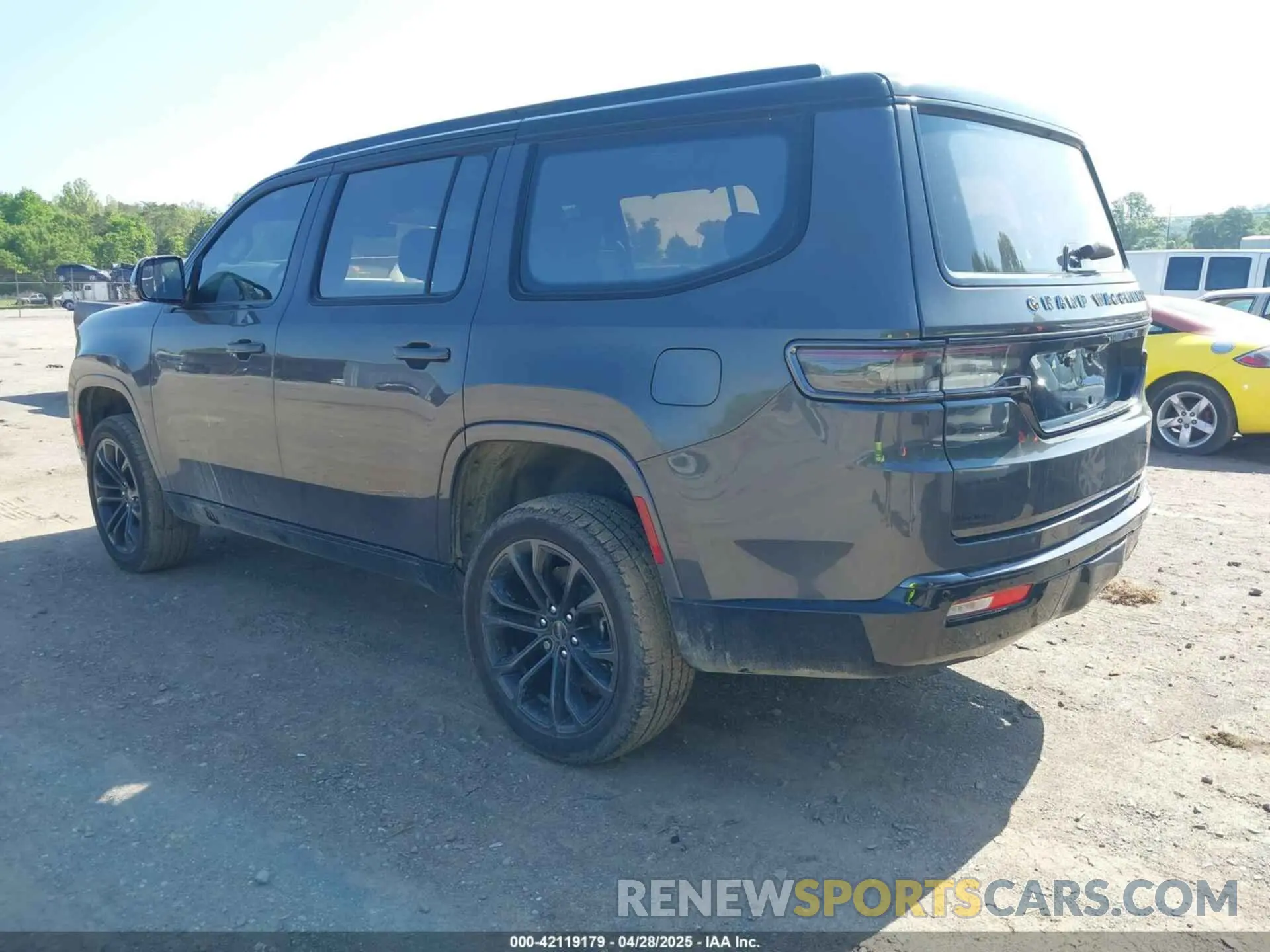 3 Фотография поврежденного автомобиля 1C4SJVGP6RS101180 JEEP GRAND WAGONEER 2024