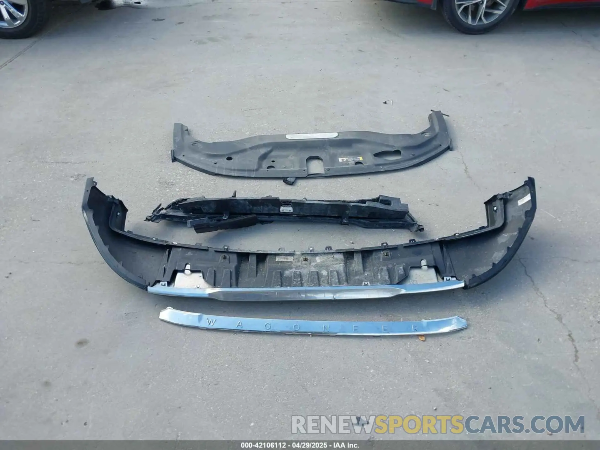 12 Фотография поврежденного автомобиля 1C4SJVGP0SS502293 JEEP GRAND WAGONEER 2025