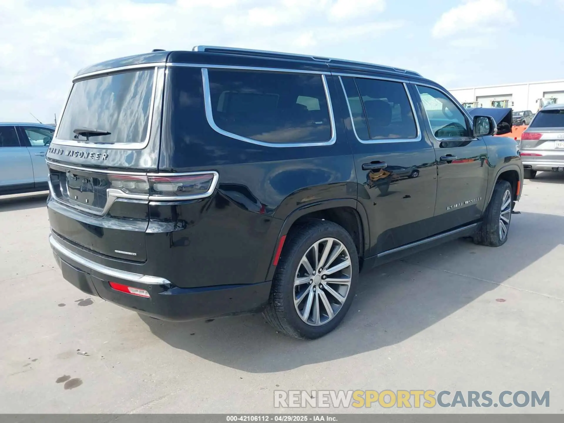 4 Фотография поврежденного автомобиля 1C4SJVGP0SS502293 JEEP GRAND WAGONEER 2025
