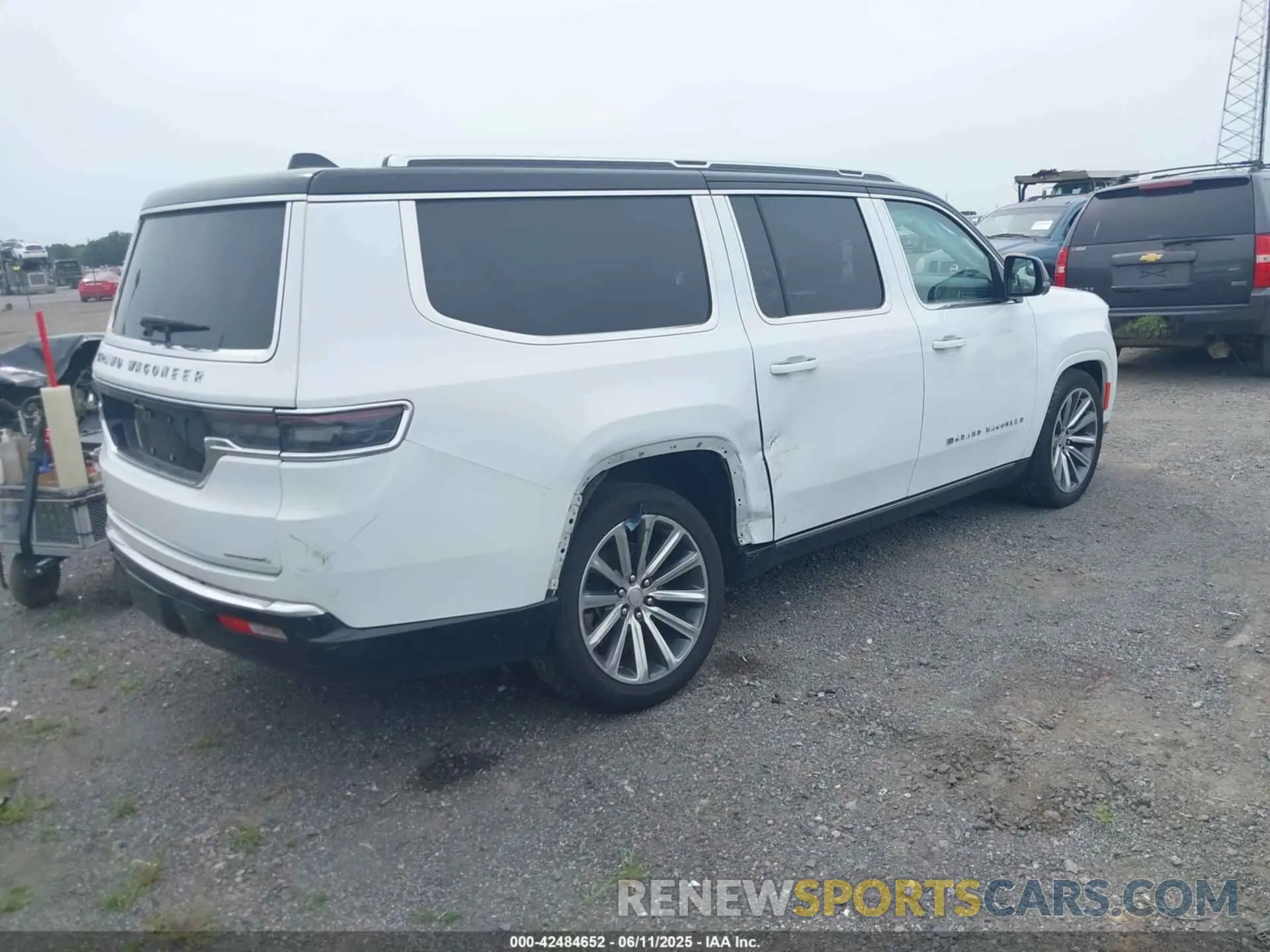 4 Фотография поврежденного автомобиля 1C4SJSFP2PS556928 JEEP GRAND WAGONEER L 2023