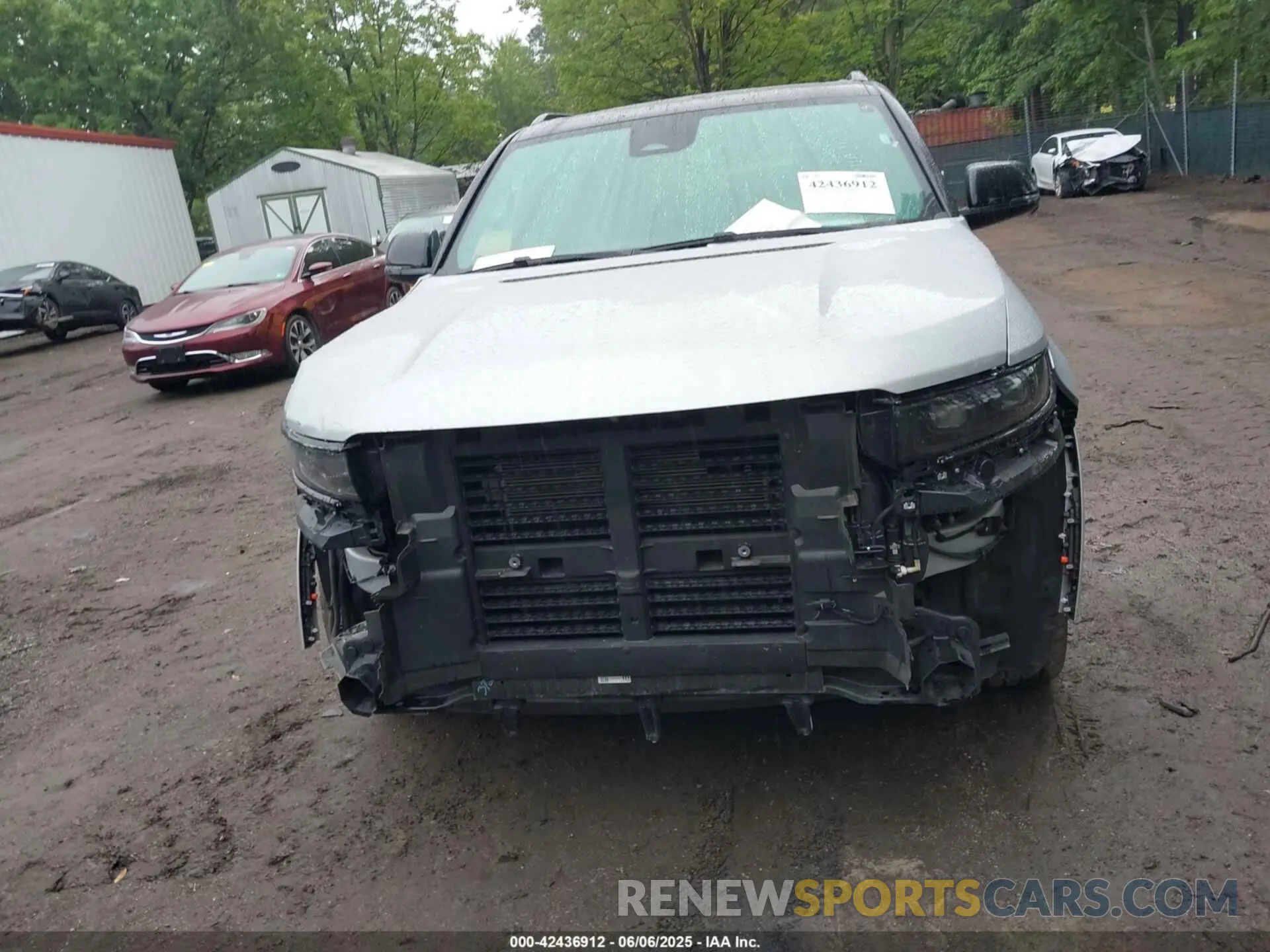 13 Photograph of a damaged car 1C4SJSFP1RS107470 JEEP GRAND WAGONEER L 2024