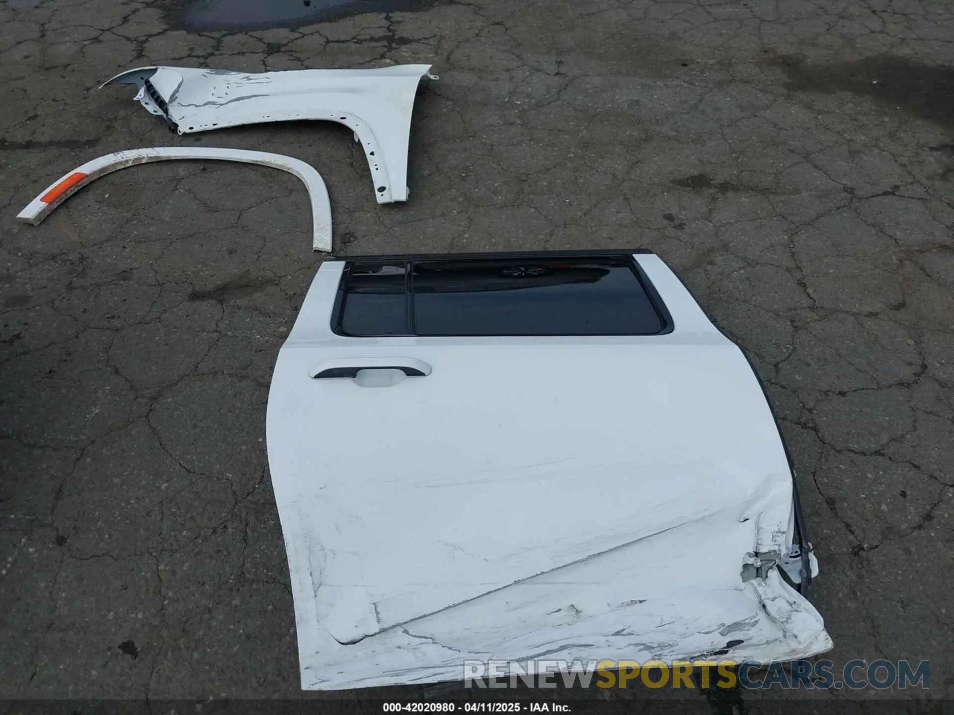 11 Photograph of a damaged car 1C4SJSFP8RS132611 JEEP GRAND WAGONEER L 2024