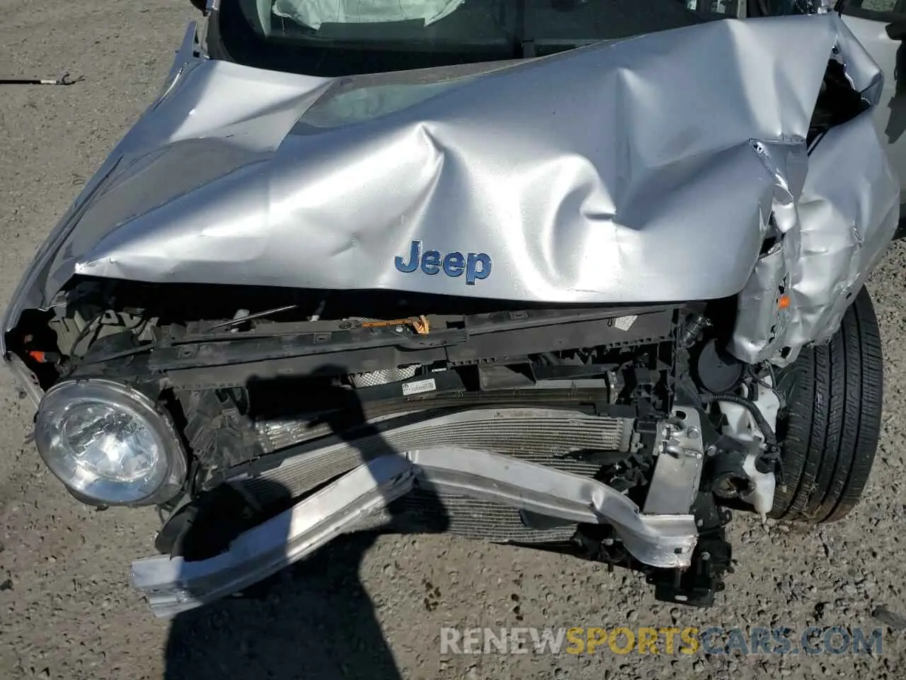 11 Photograph of a damaged car ZACNJAAB2KPK16435 JEEP RENEGADE 2019