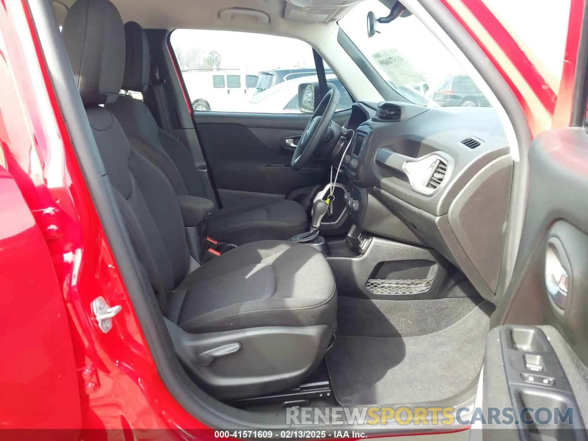5 Фотография поврежденного автомобиля ZACNJAAB8KPK37967 JEEP RENEGADE 2019