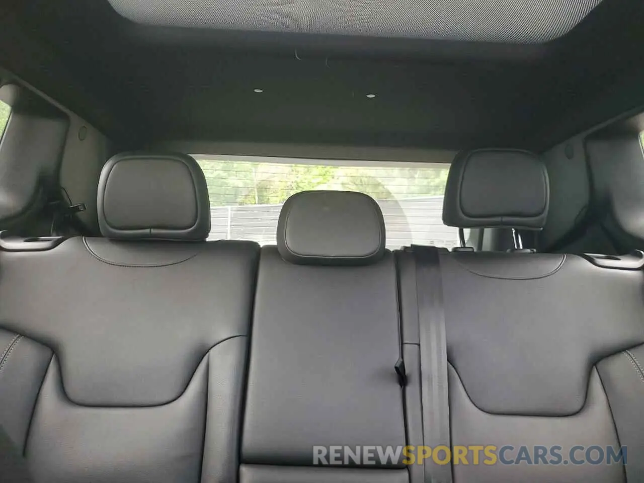 10 Photograph of a damaged car ZACNJAB13KPK50521 JEEP RENEGADE 2019