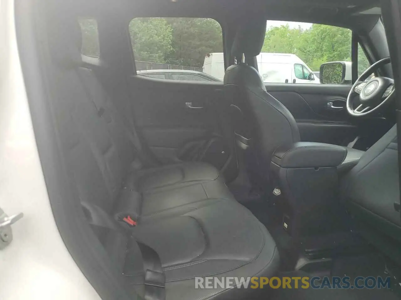 11 Photograph of a damaged car ZACNJAB13KPK50521 JEEP RENEGADE 2019