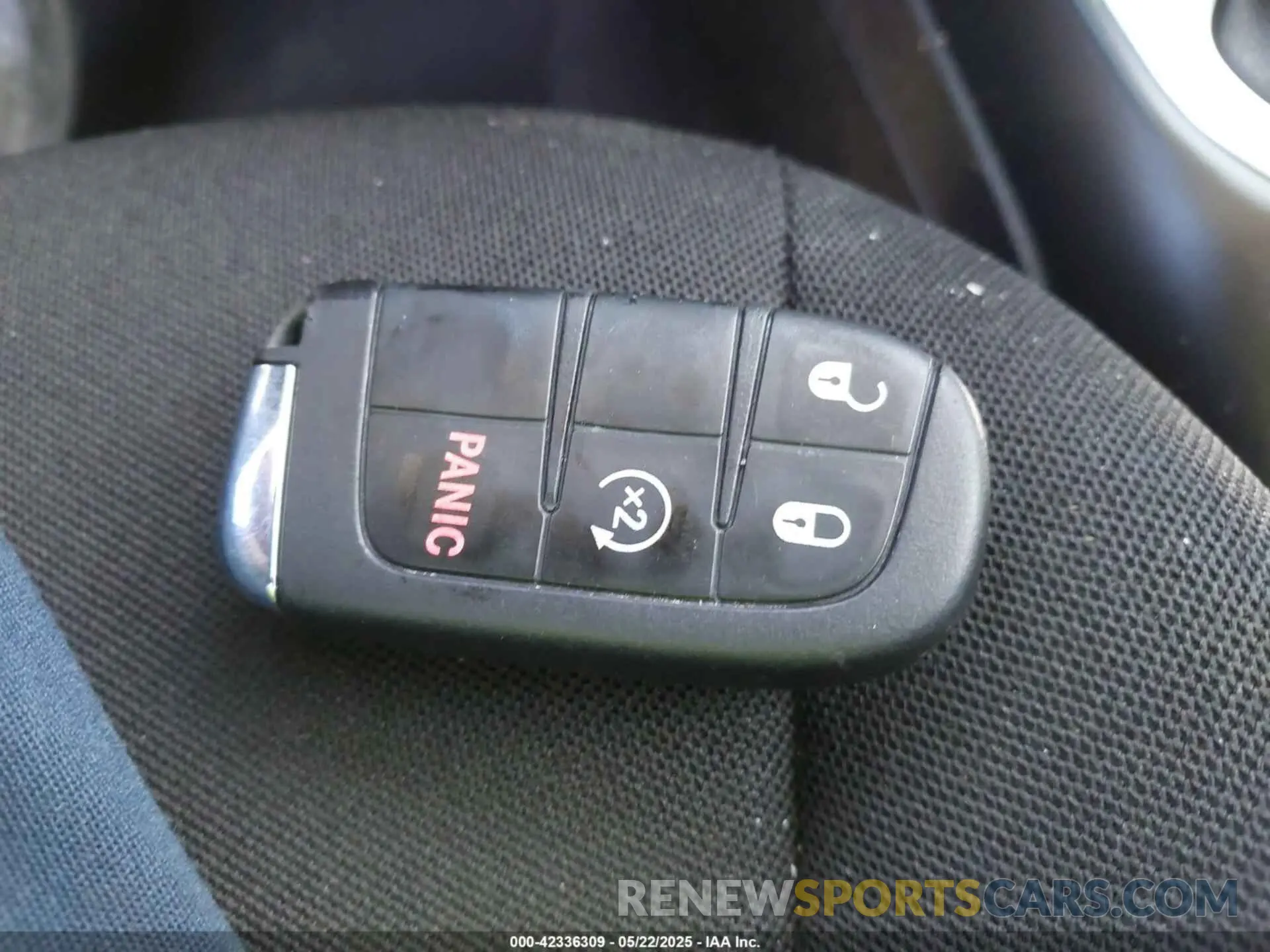 11 Фотография поврежденного автомобиля ZACNJAB16KPK42882 JEEP RENEGADE 2019
