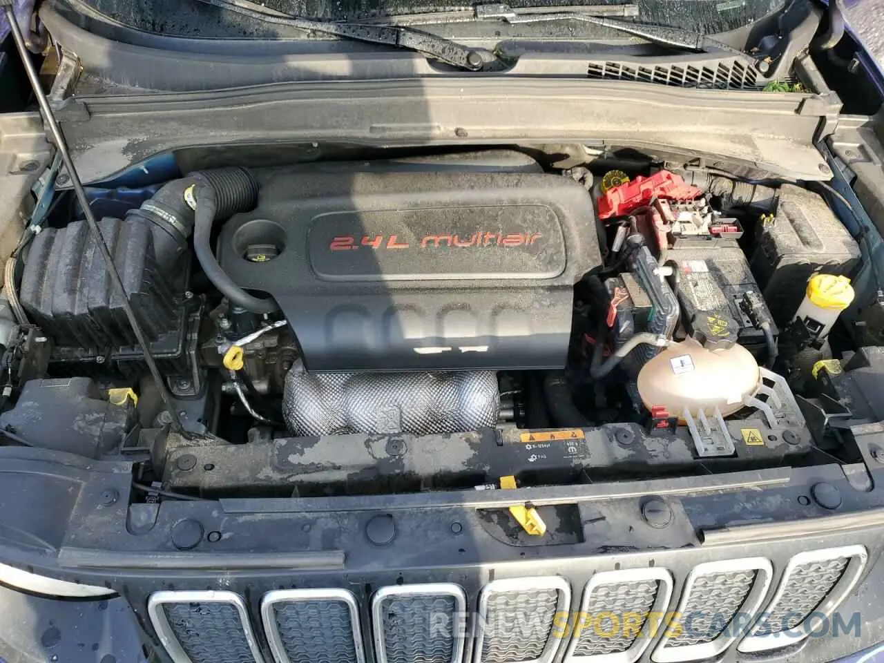 12 Photograph of a damaged car ZACNJABB0KPK85011 JEEP RENEGADE 2019
