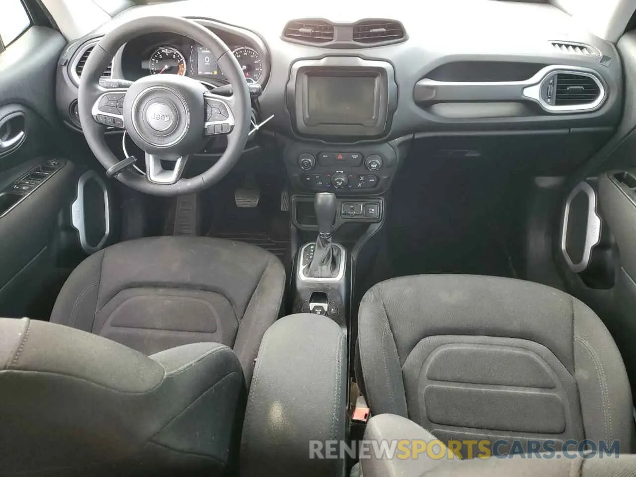 8 Photograph of a damaged car ZACNJABB0KPK85011 JEEP RENEGADE 2019