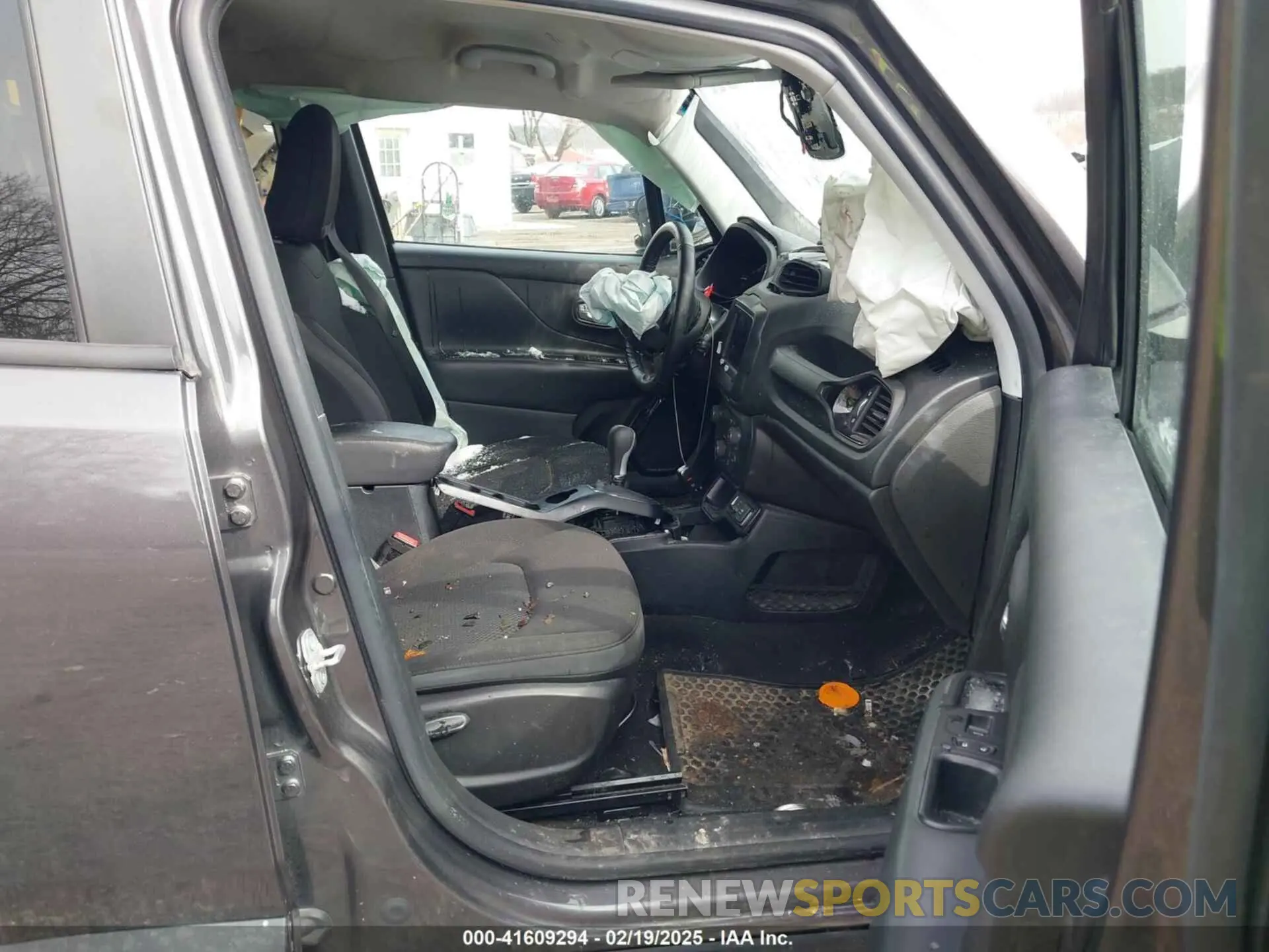 5 Photograph of a damaged car ZACNJABB2KPJ74329 JEEP RENEGADE 2019