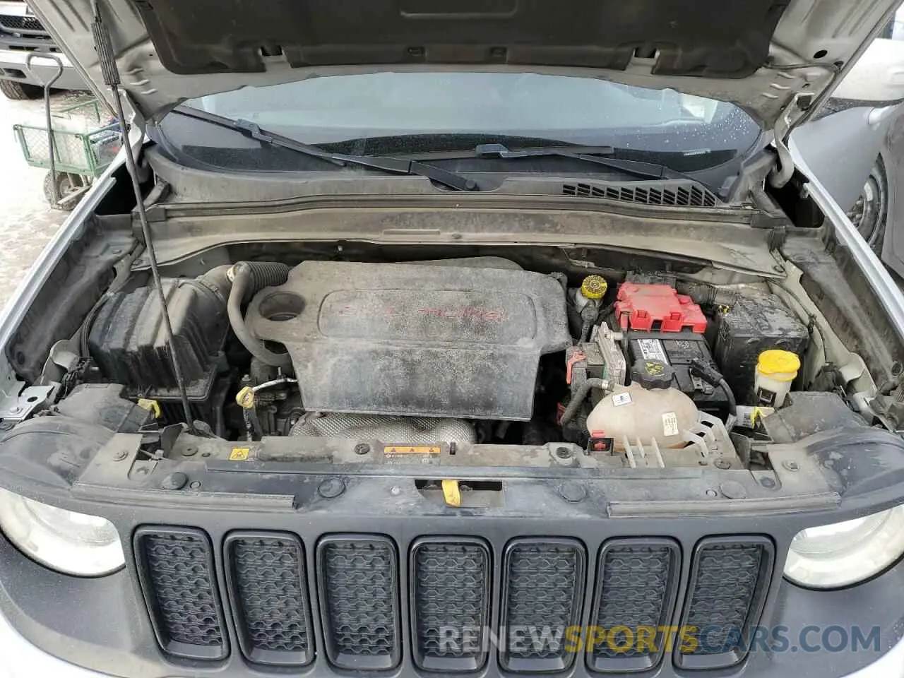 12 Photograph of a damaged car ZACNJABB2KPK01433 JEEP RENEGADE 2019
