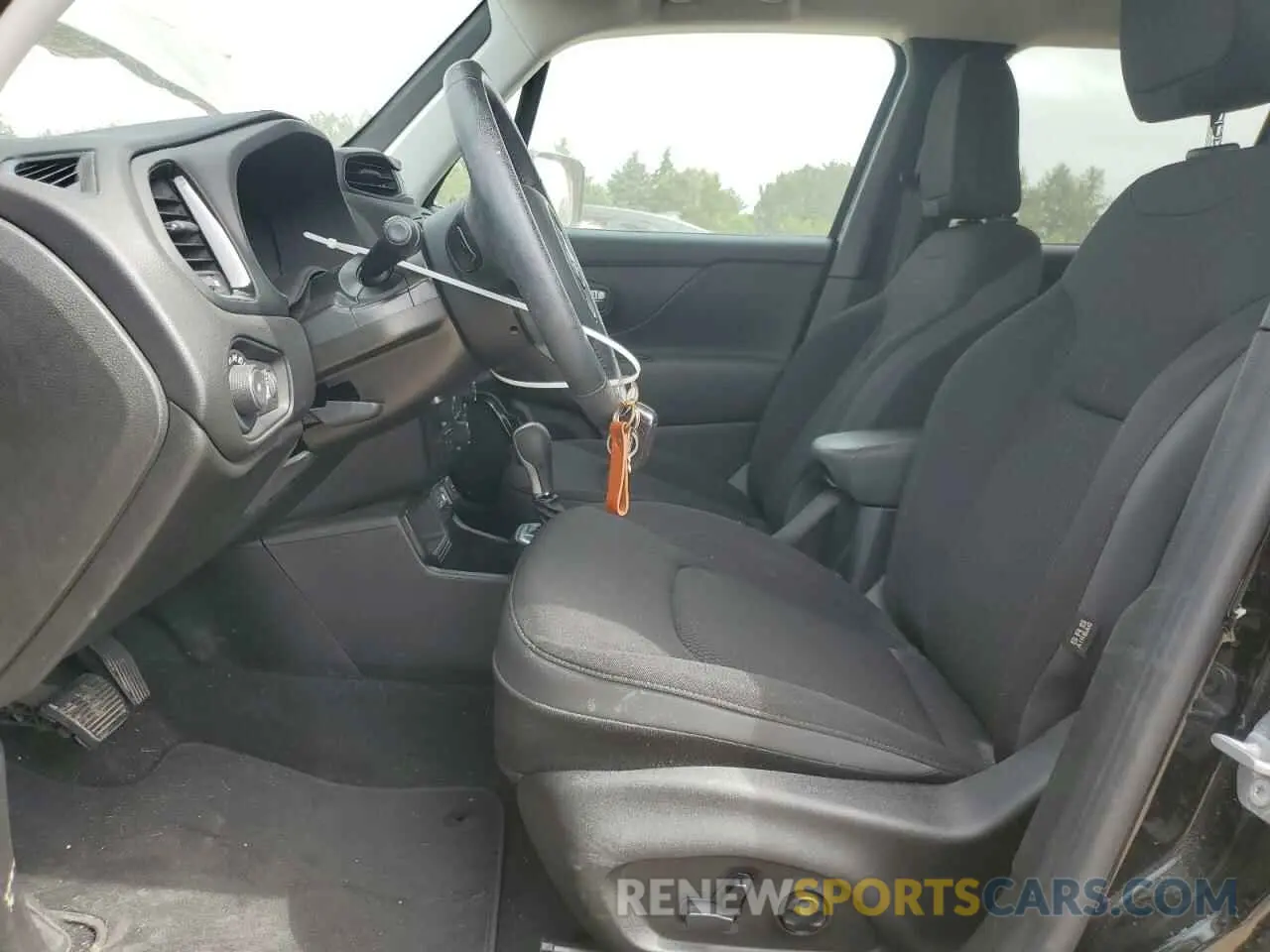 9 Photograph of a damaged car ZACNJABB2KPK17423 JEEP RENEGADE 2019