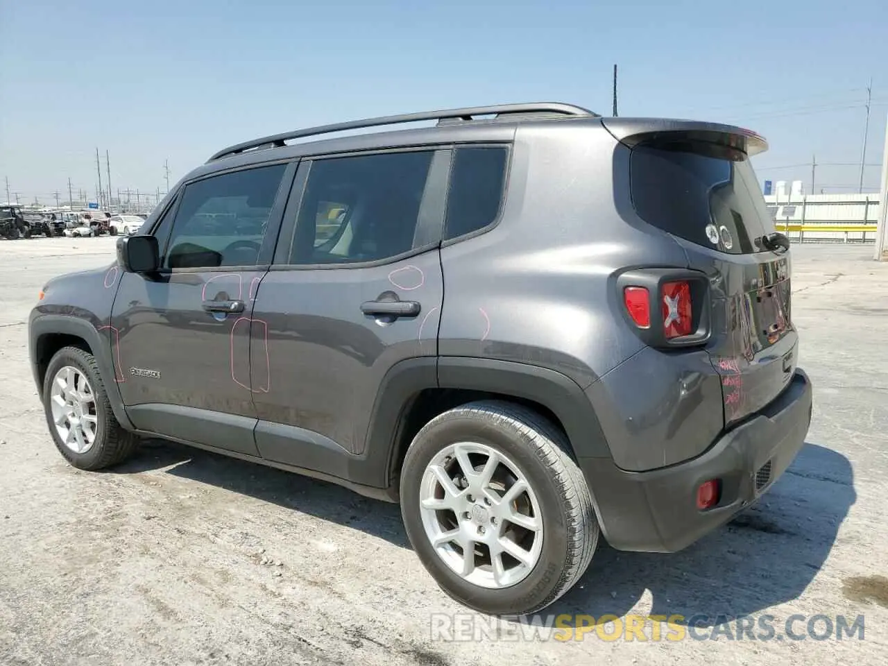 2 Photograph of a damaged car ZACNJABB2KPK77170 JEEP RENEGADE 2019