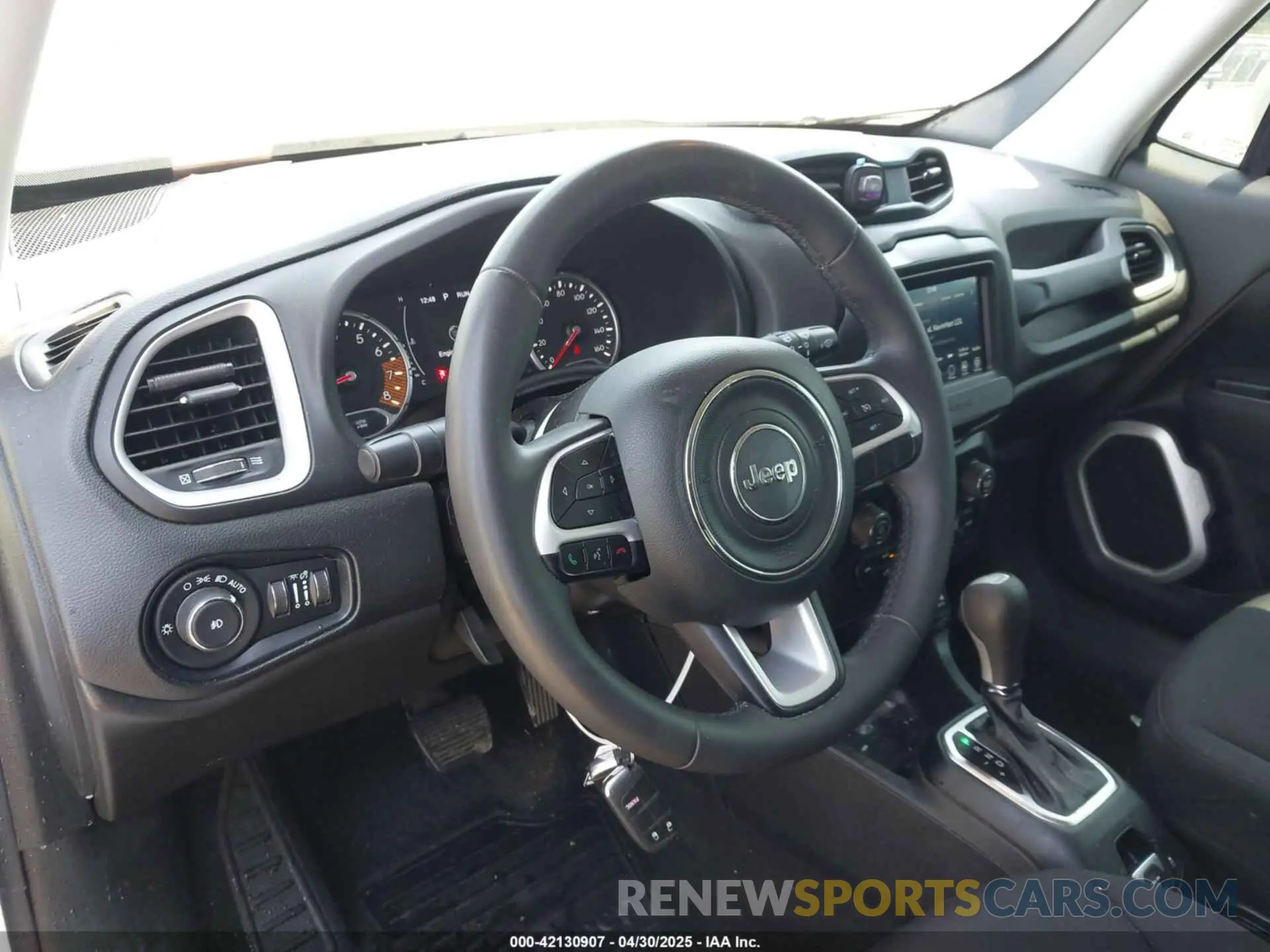 17 Photograph of a damaged car ZACNJABB5KPJ73689 JEEP RENEGADE 2019