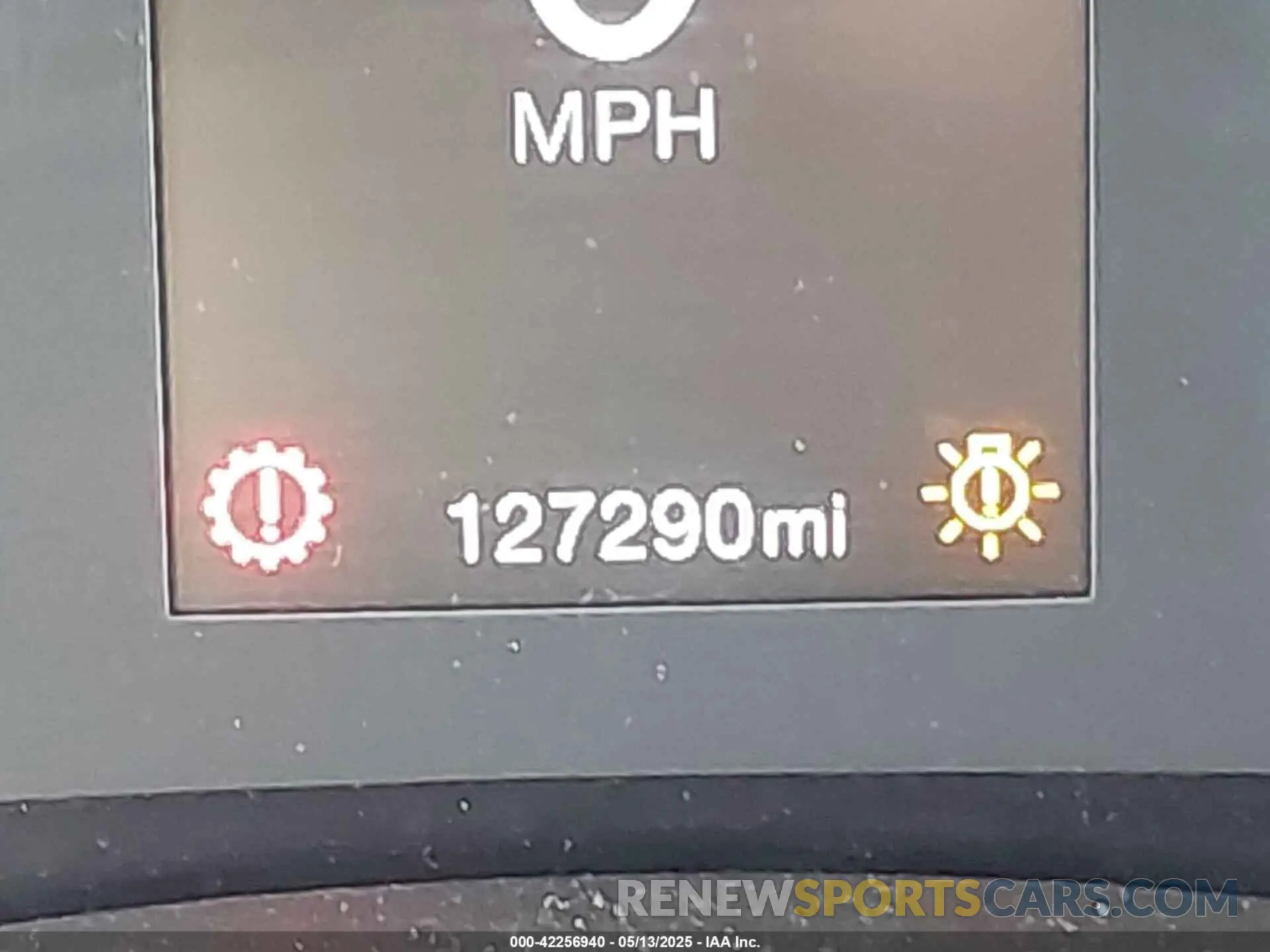 16 Photograph of a damaged car ZACNJABB8KPK93308 JEEP RENEGADE 2019