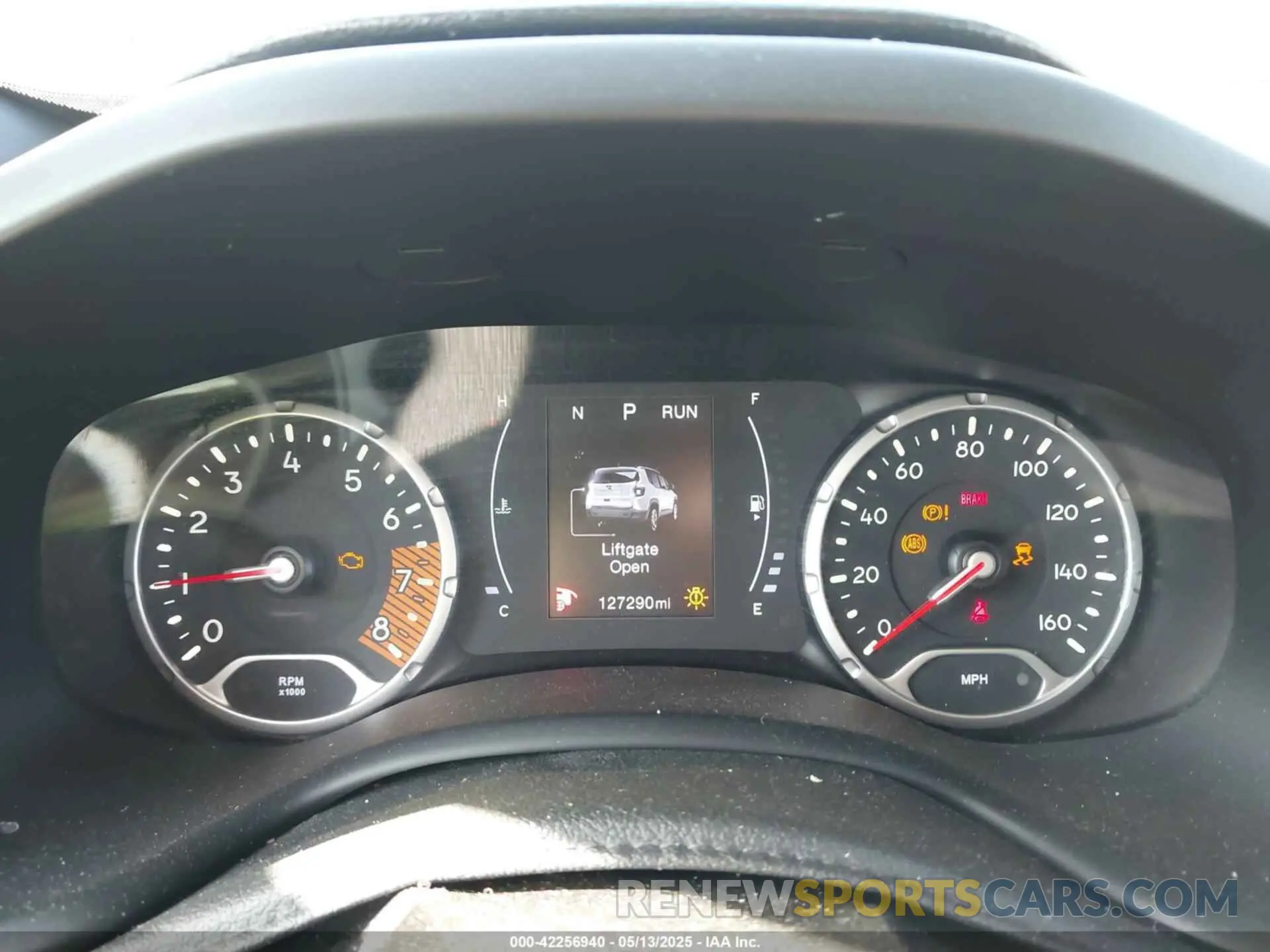 7 Photograph of a damaged car ZACNJABB8KPK93308 JEEP RENEGADE 2019