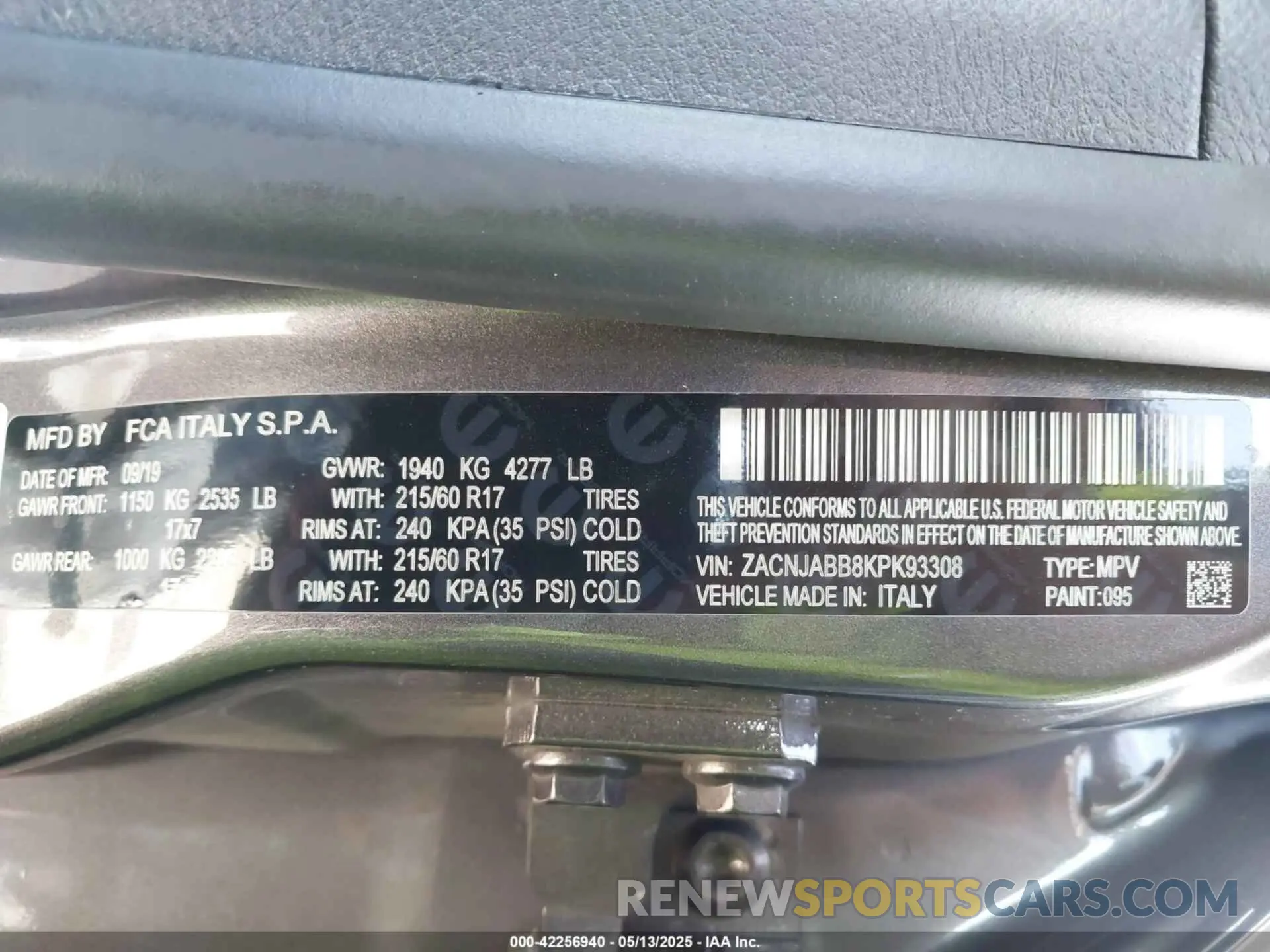 9 Photograph of a damaged car ZACNJABB8KPK93308 JEEP RENEGADE 2019