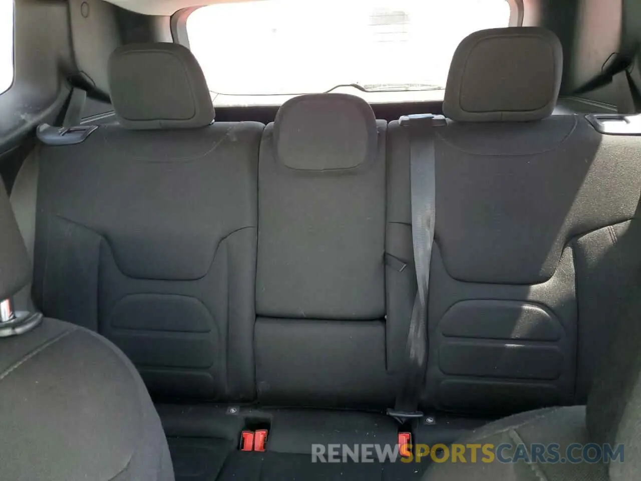 10 Фотография поврежденного автомобиля ZACNJABB9KPK23025 JEEP RENEGADE 2019