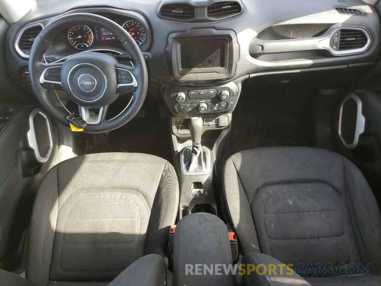 8 Photograph of a damaged car ZACNJABB9KPK25499 JEEP RENEGADE 2019