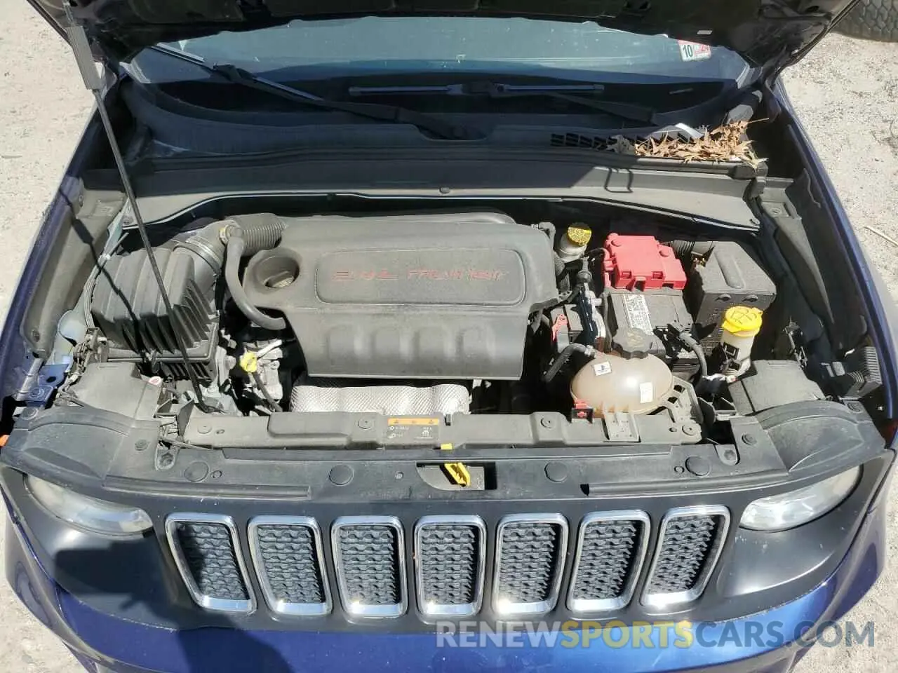 12 Photograph of a damaged car ZACNJABBXKPJ75373 JEEP RENEGADE 2019