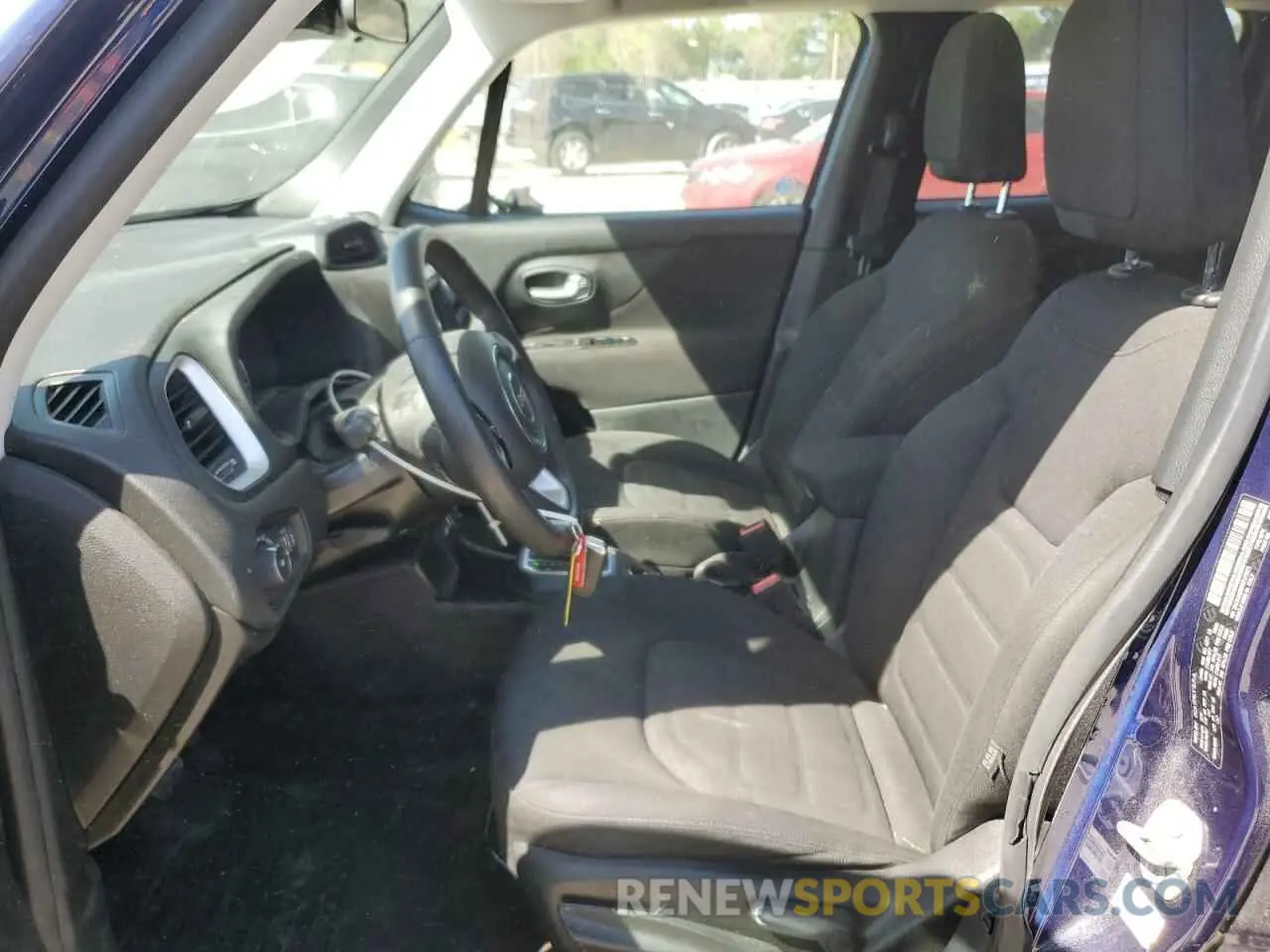 7 Photograph of a damaged car ZACNJABBXKPJ75373 JEEP RENEGADE 2019
