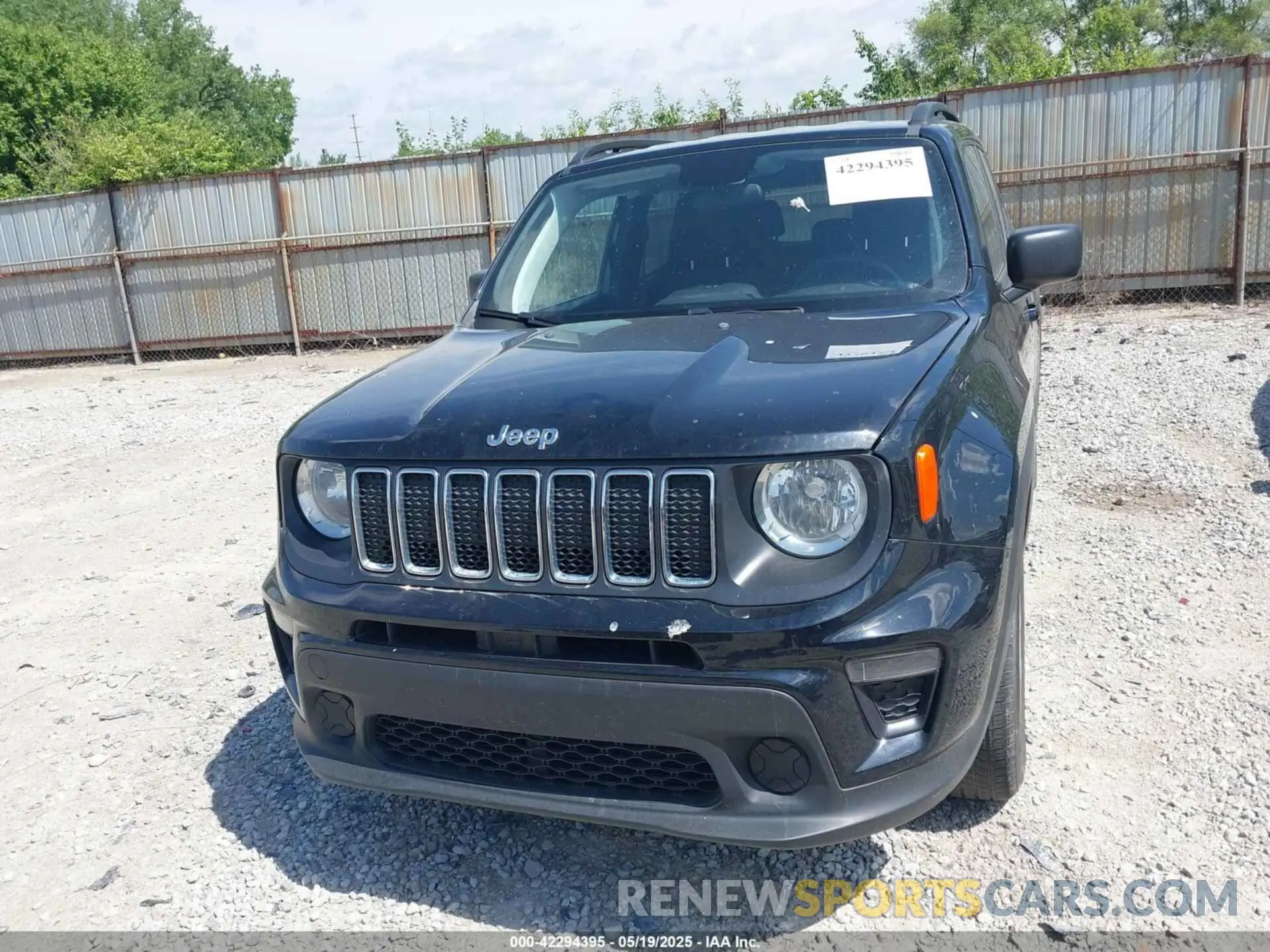 12 Photograph of a damaged car ZACNJBA17KPJ98673 JEEP RENEGADE 2019
