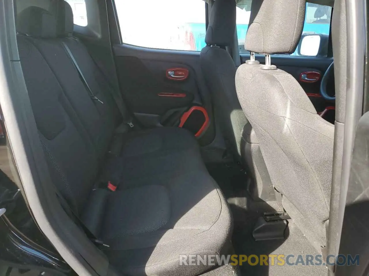 10 Фотография поврежденного автомобиля ZACNJBAB1KPJ91596 JEEP RENEGADE 2019