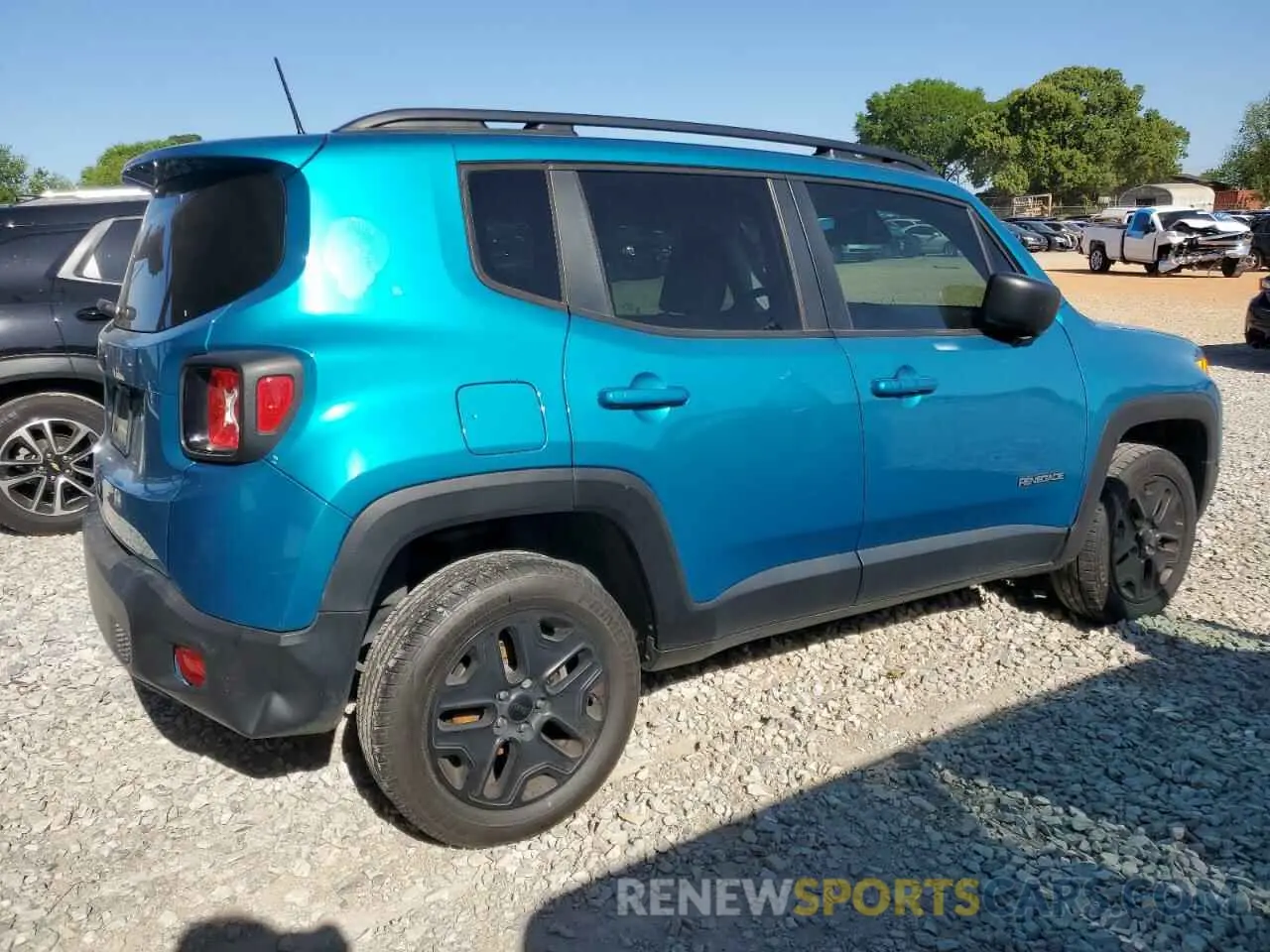 3 Photograph of a damaged car ZACNJBAB3KPK55556 JEEP RENEGADE 2019